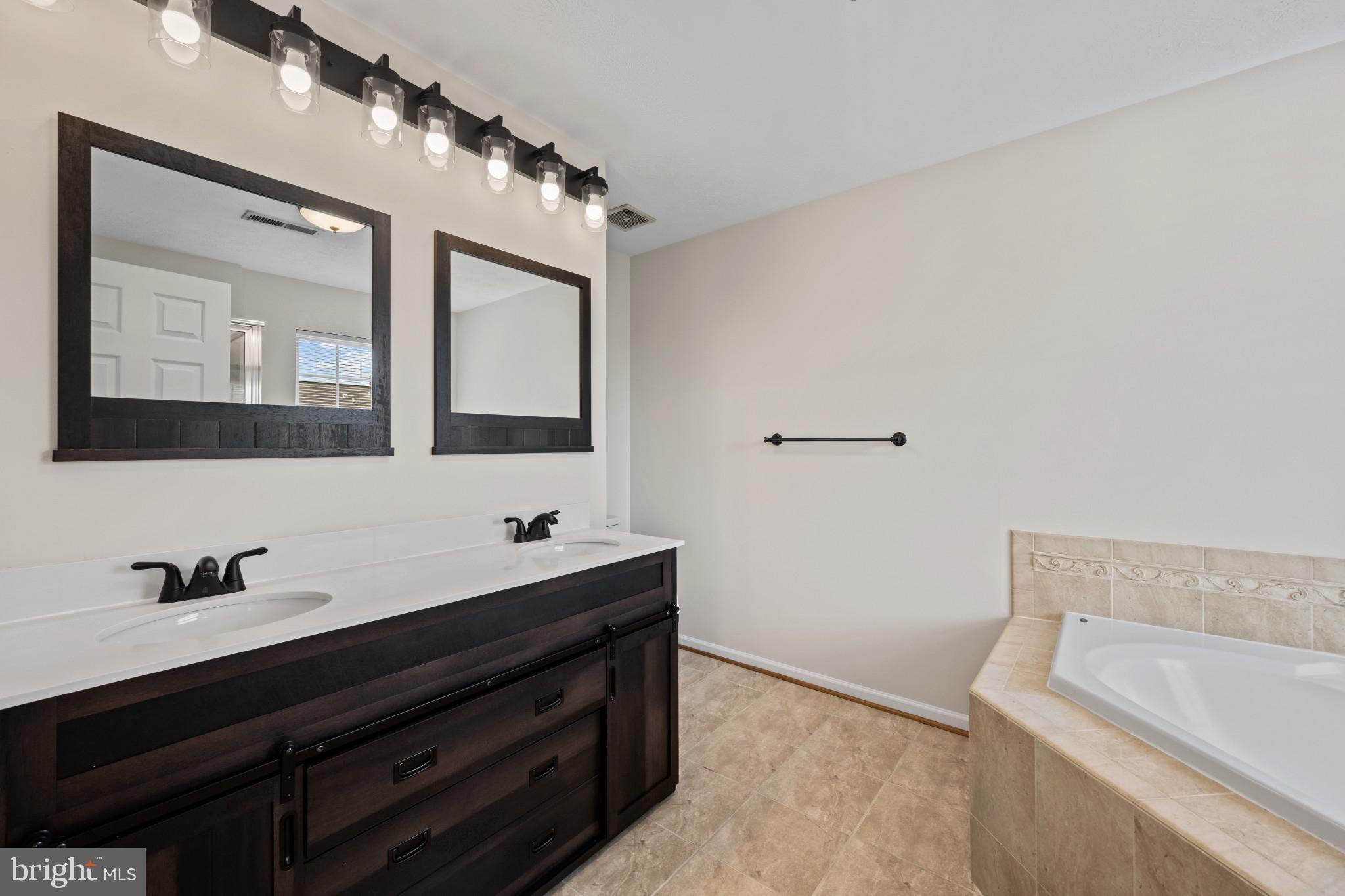 MIRAMAR LANDING - Residential