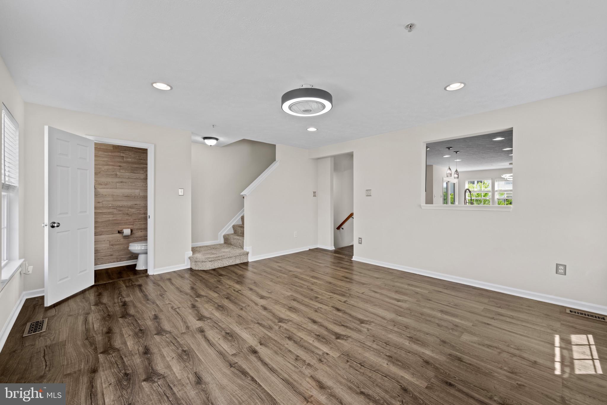 MIRAMAR LANDING - Residential