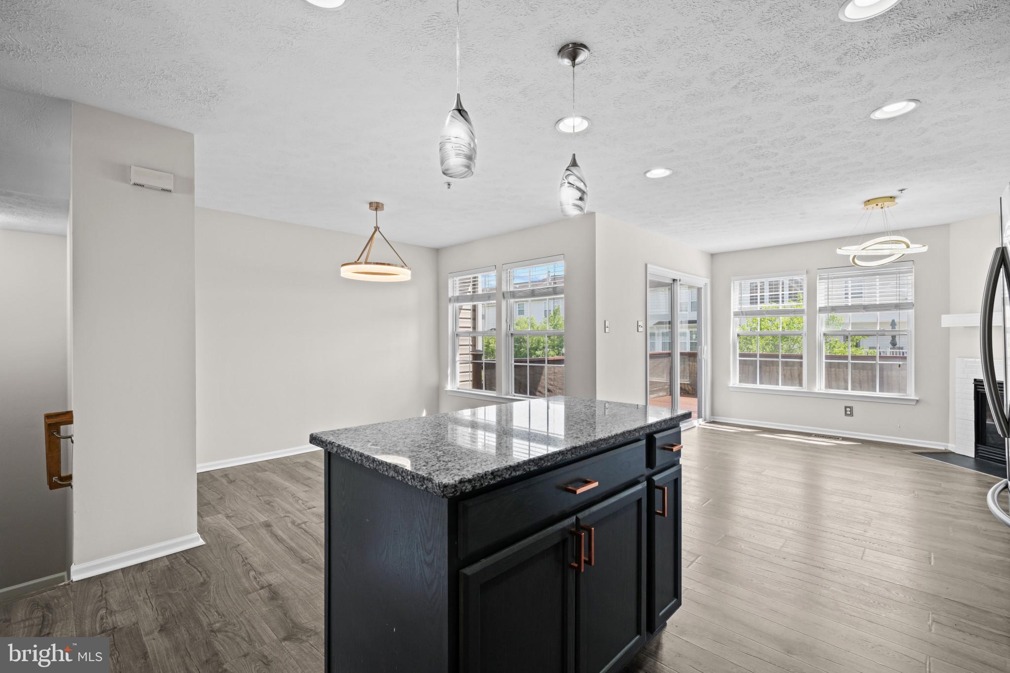 MIRAMAR LANDING - Residential