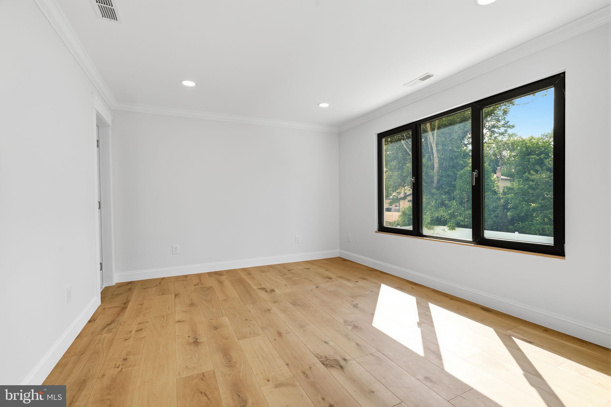 ALBIDALE - Residential