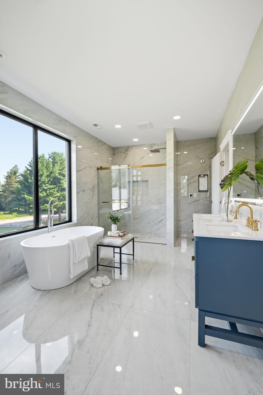 ALBIDALE - Residential