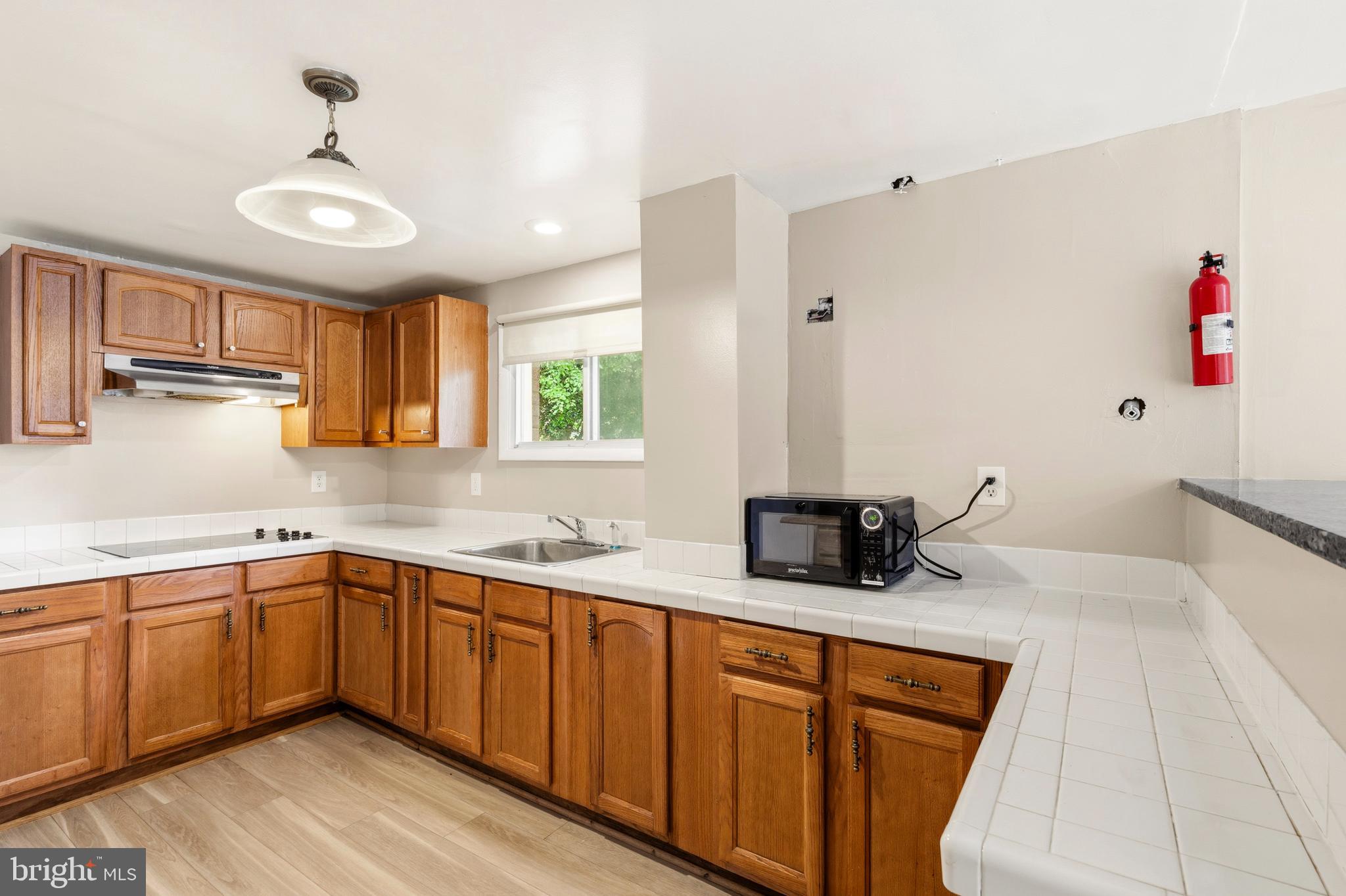 COLLEGE PARK WOODS - Residential