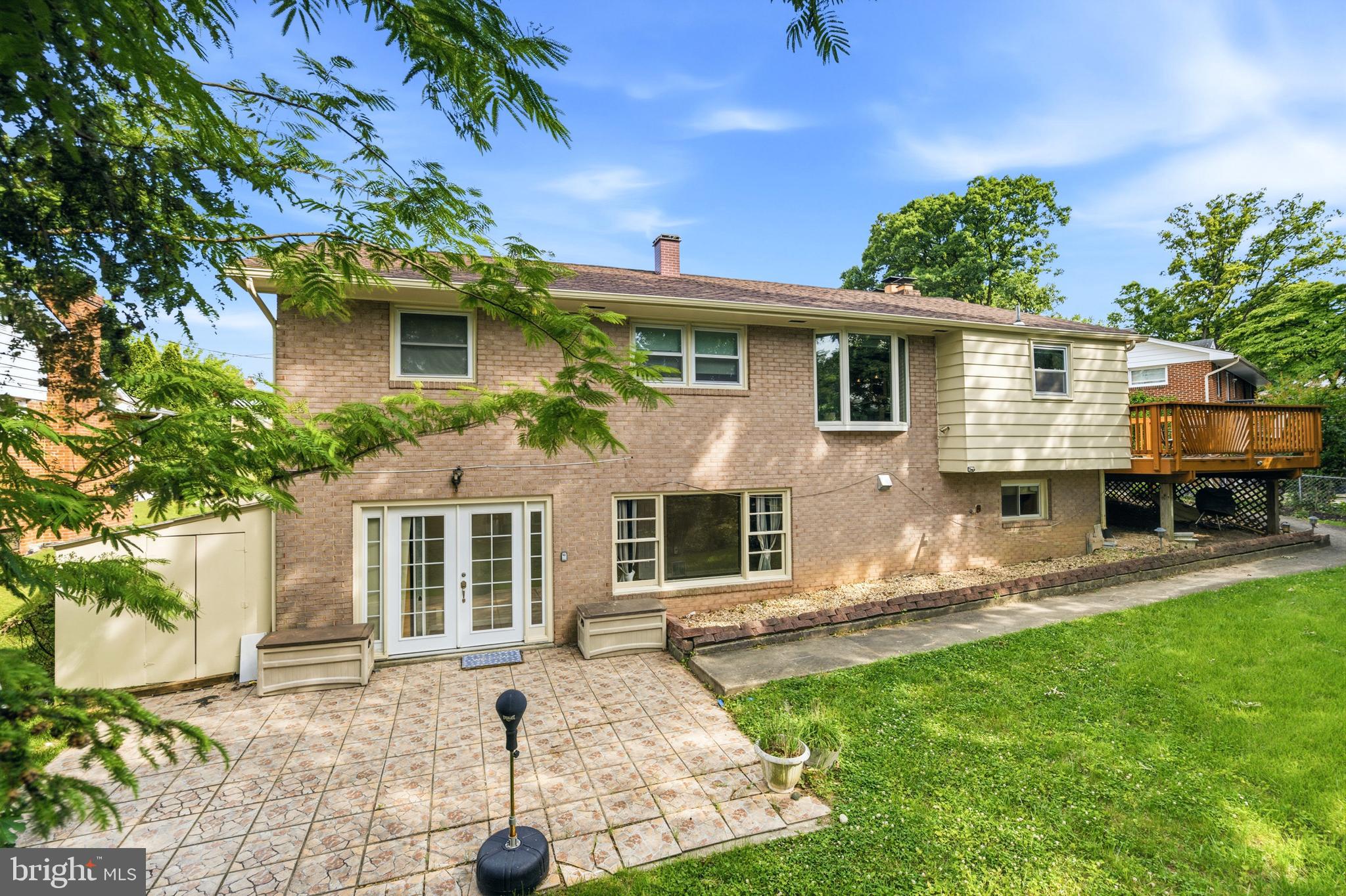 COLLEGE PARK WOODS - Residential