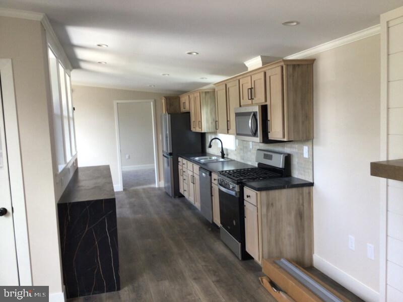 PENNWOOD CROSSING - Residential