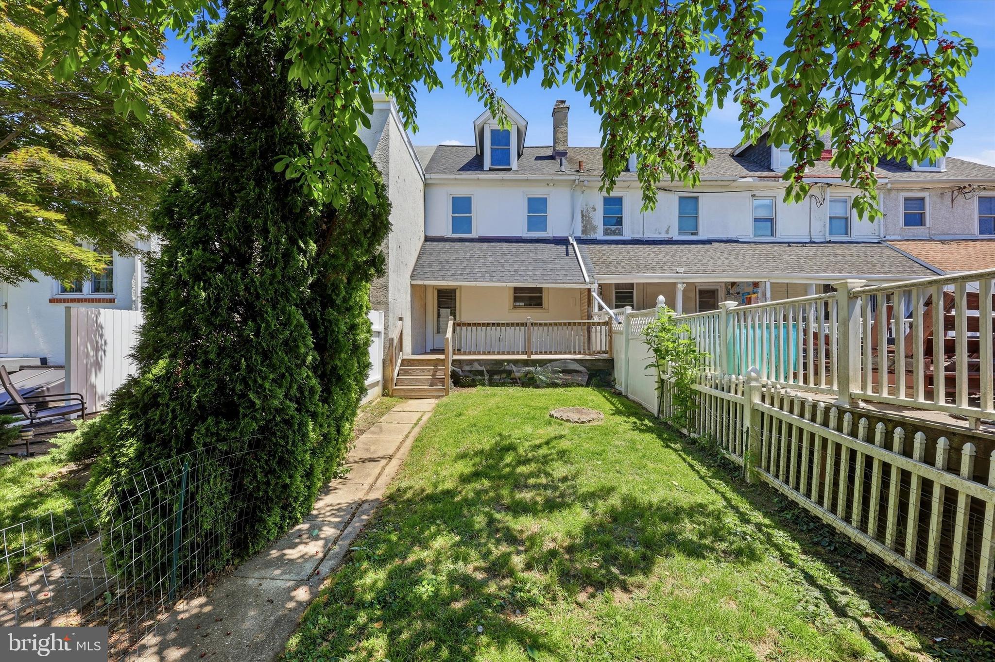 CONSHOHOCKEN - Residential