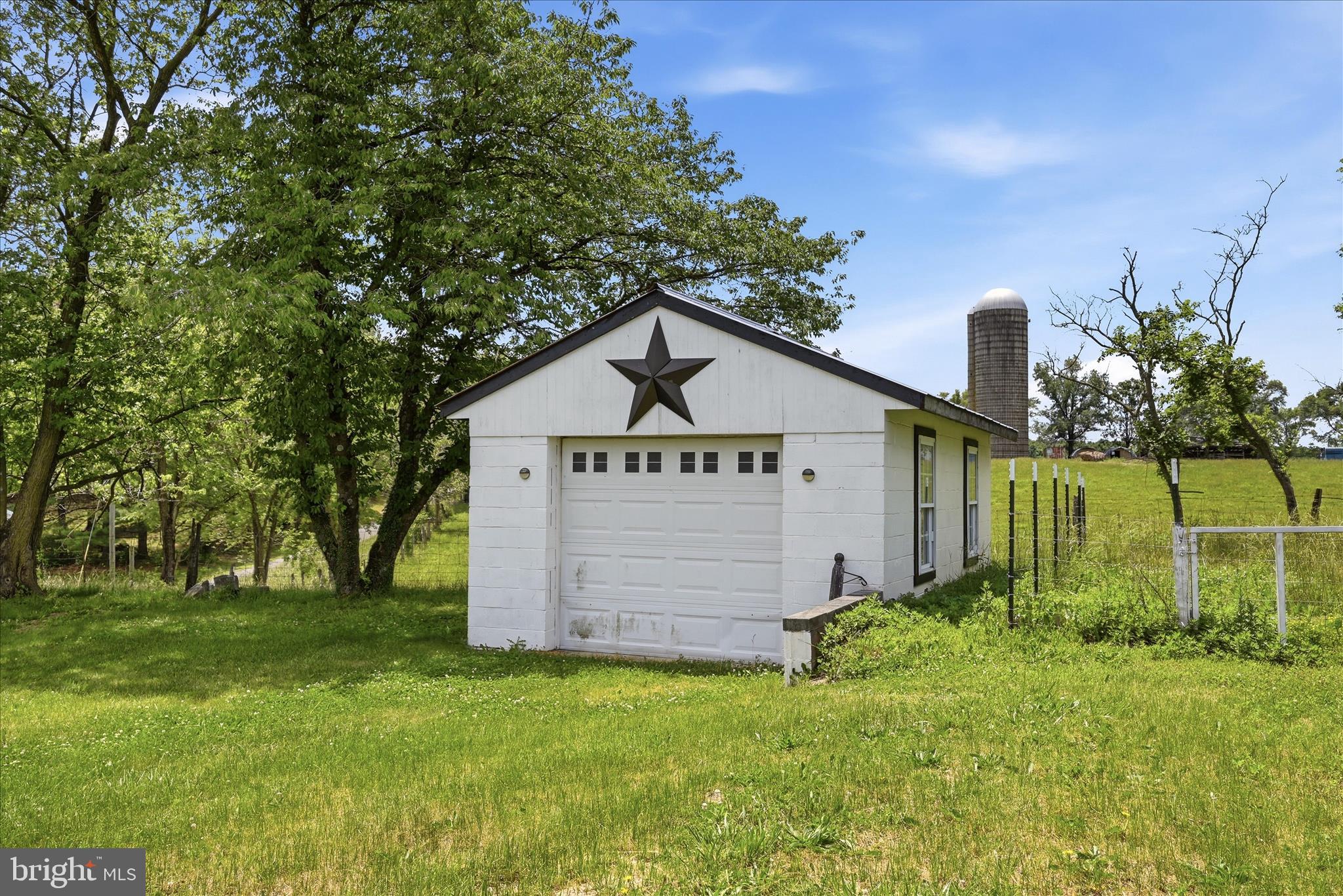 CLEARBROOK - Residential
