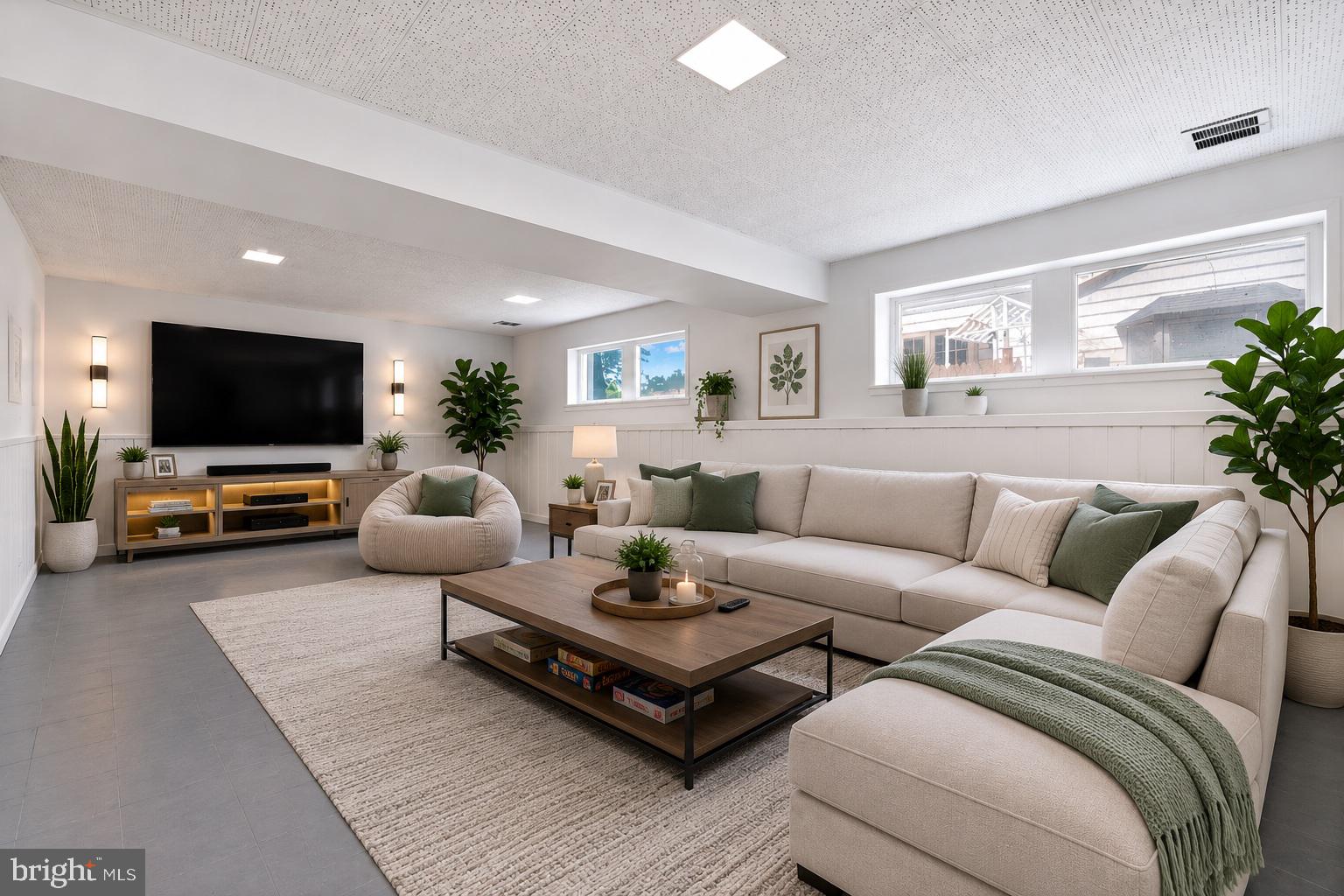 GREENWOOD KNOLLS - Residential