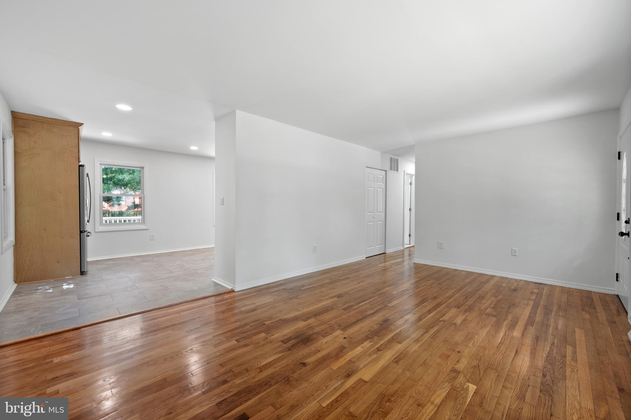 GREENWOOD KNOLLS - Residential