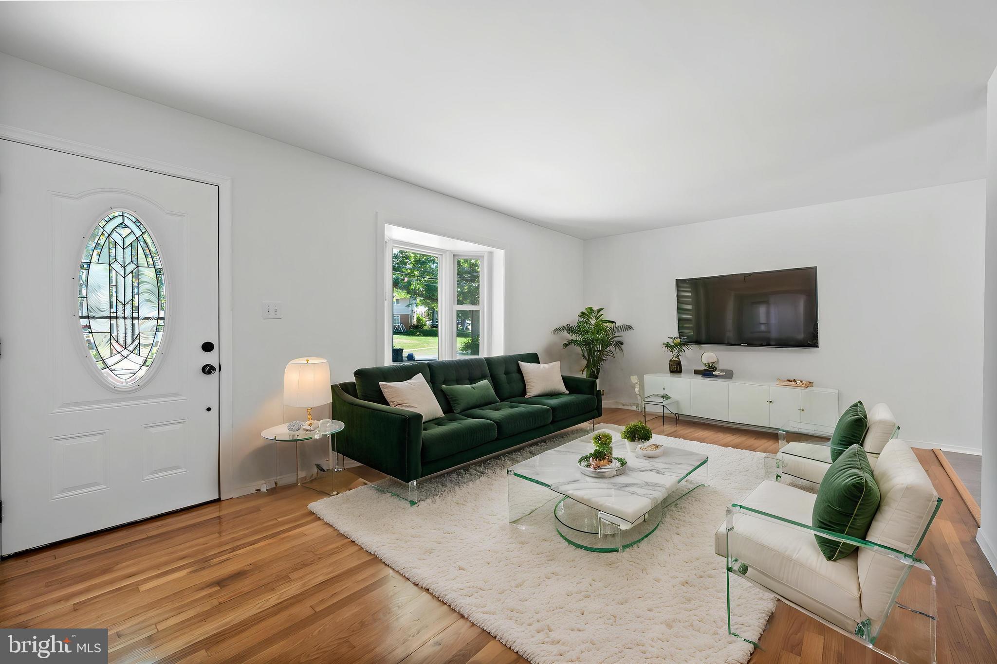 GREENWOOD KNOLLS - Residential
