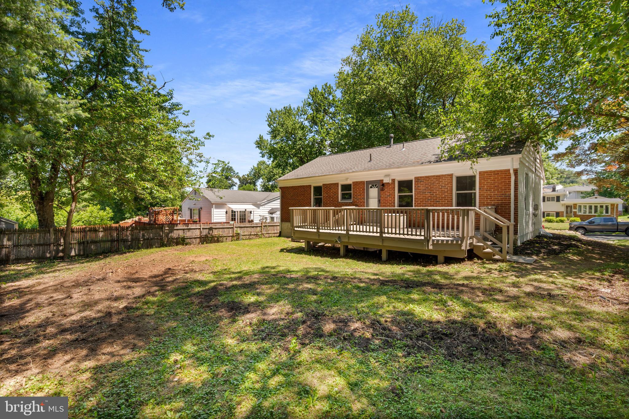GREENWOOD KNOLLS - Residential
