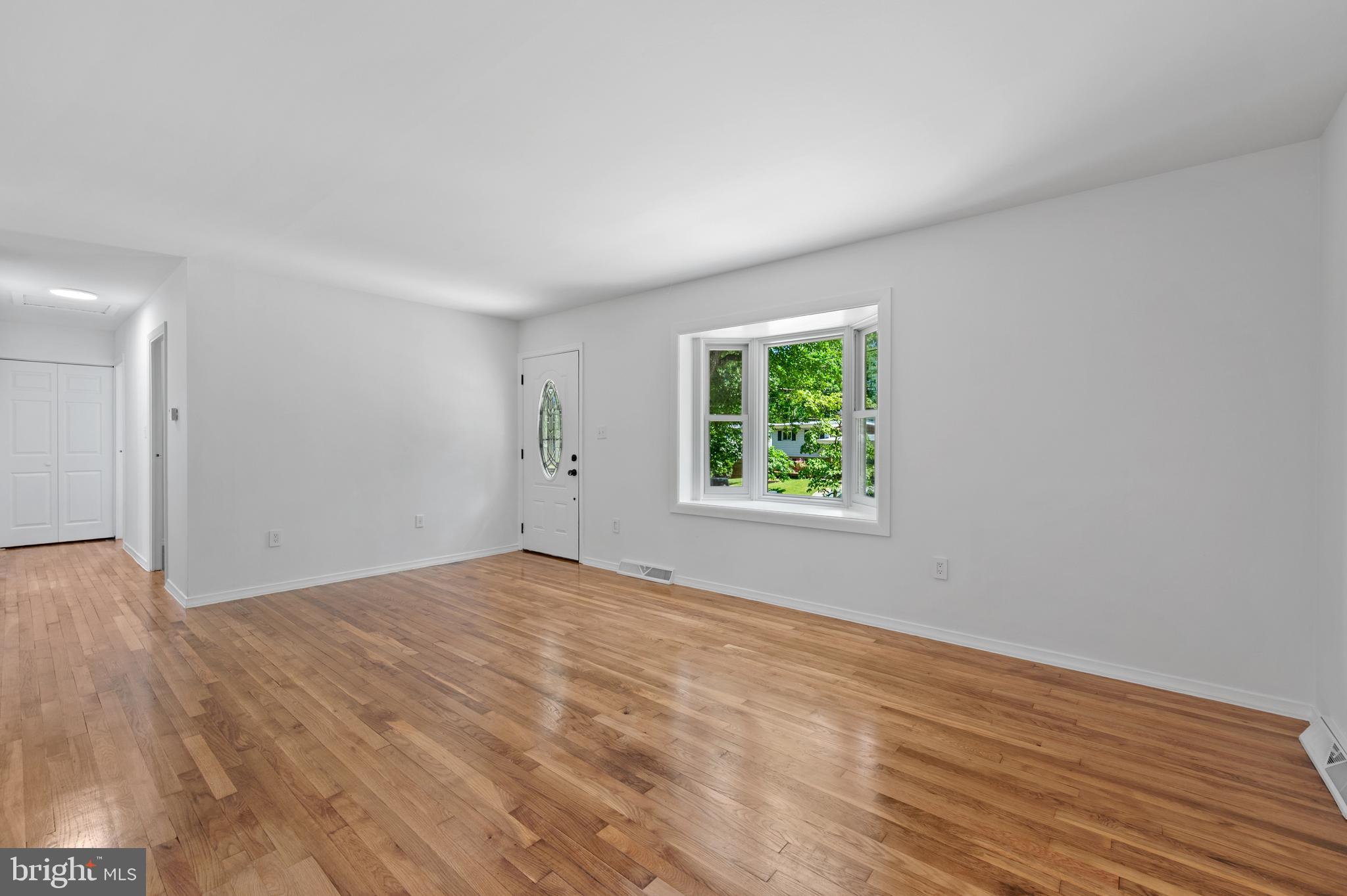 GREENWOOD KNOLLS - Residential