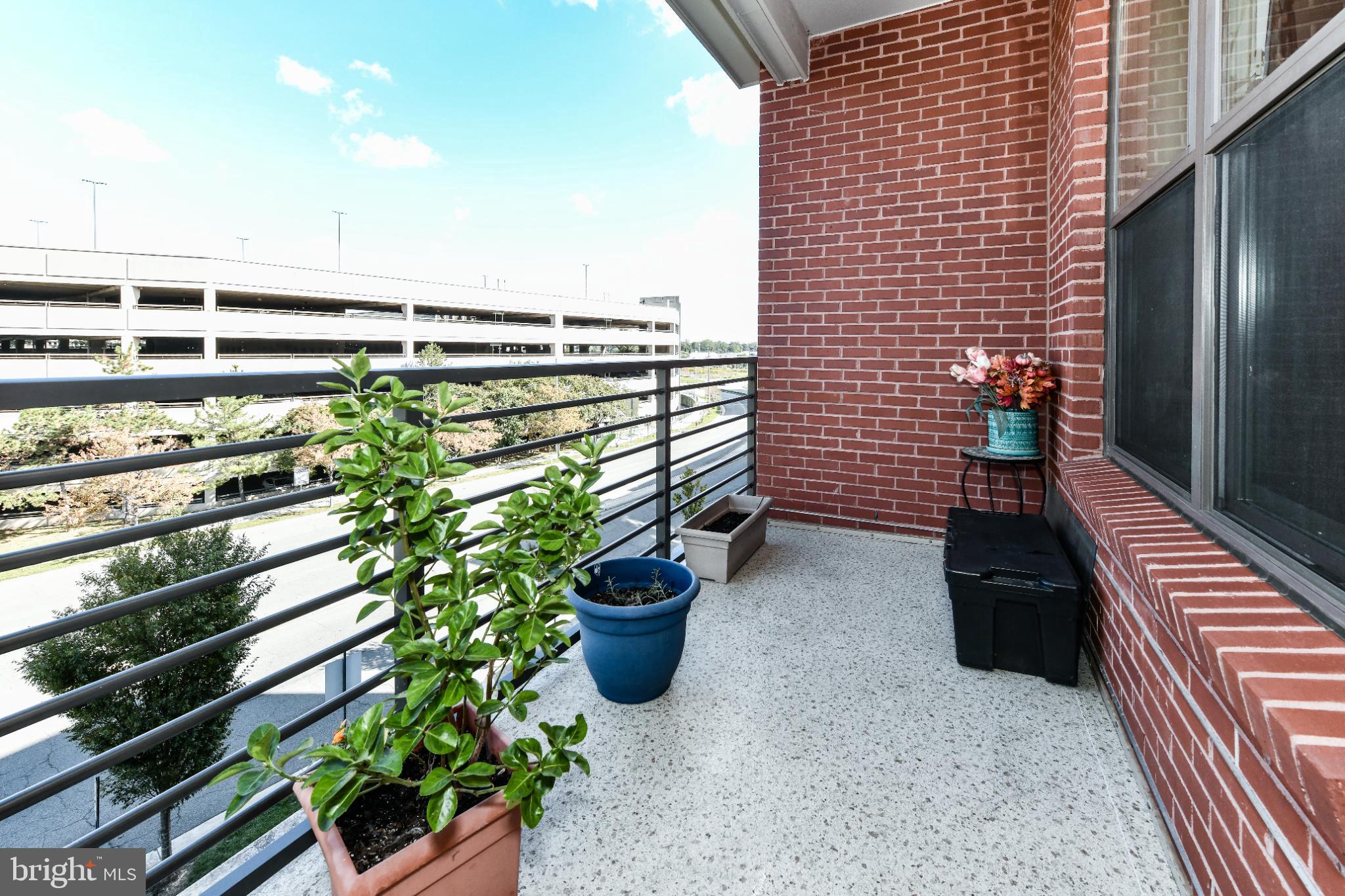 THE ATRIUM AT METROWEST - Residential
