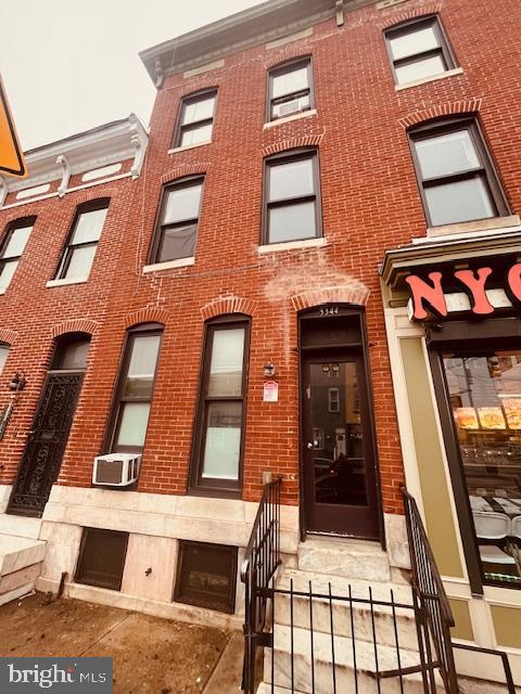 HIGHLANDTOWN - Residential Lease