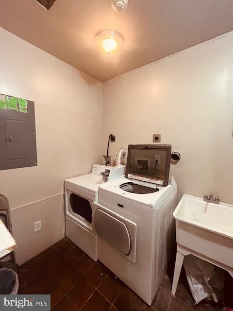 HIGHLANDTOWN - Residential Lease