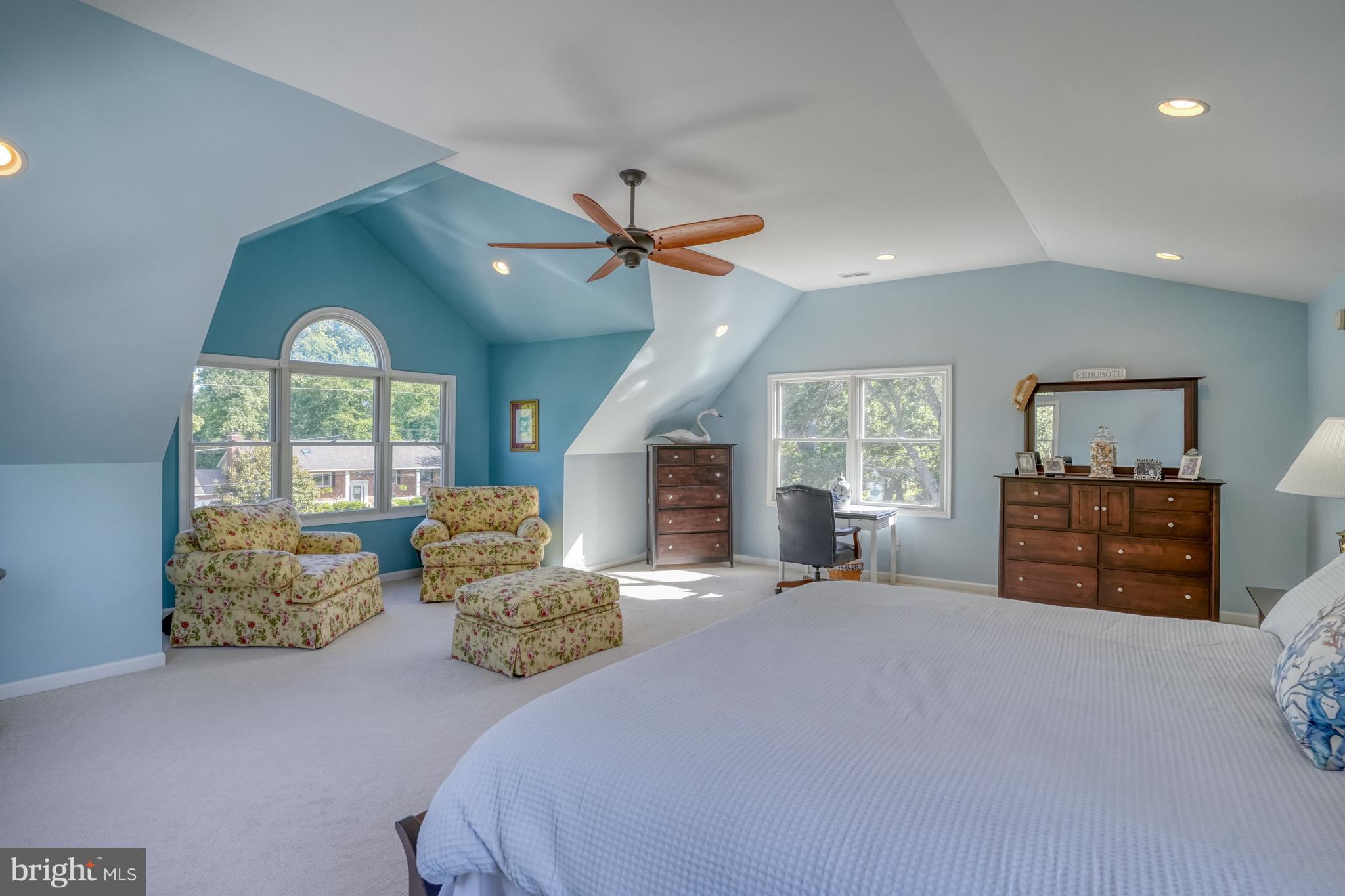 CHESAPEAKE ISLE - Residential