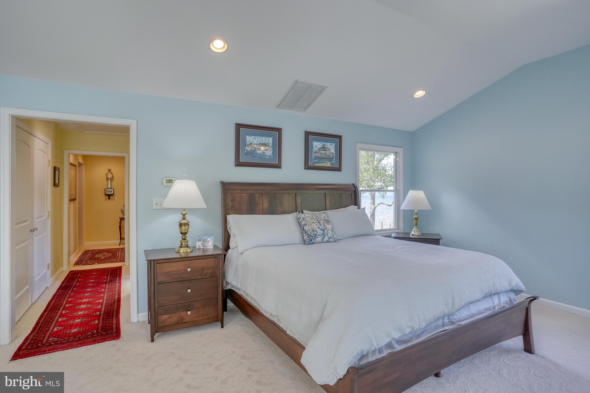 CHESAPEAKE ISLE - Residential