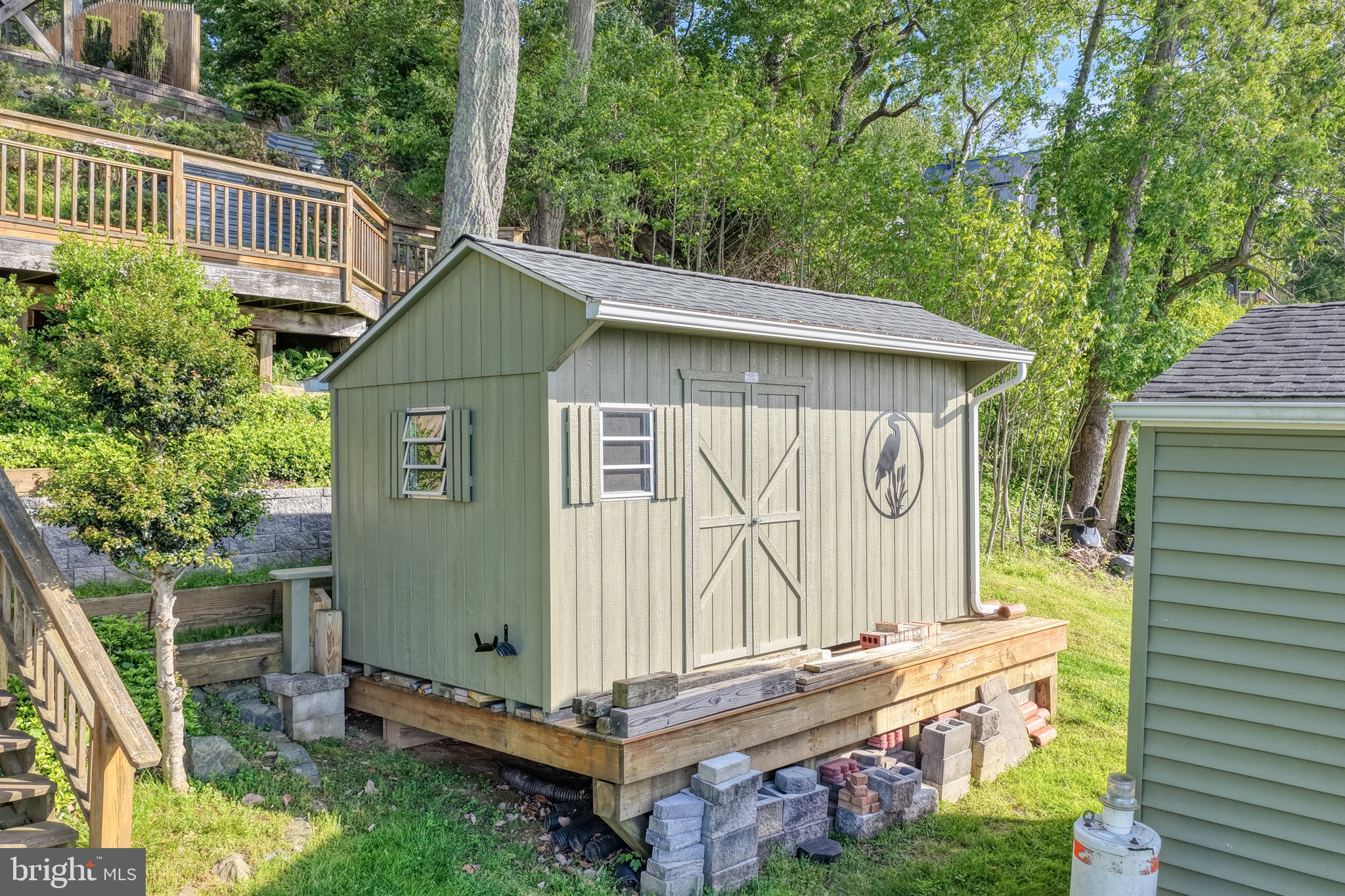 CHESAPEAKE ISLE - Residential