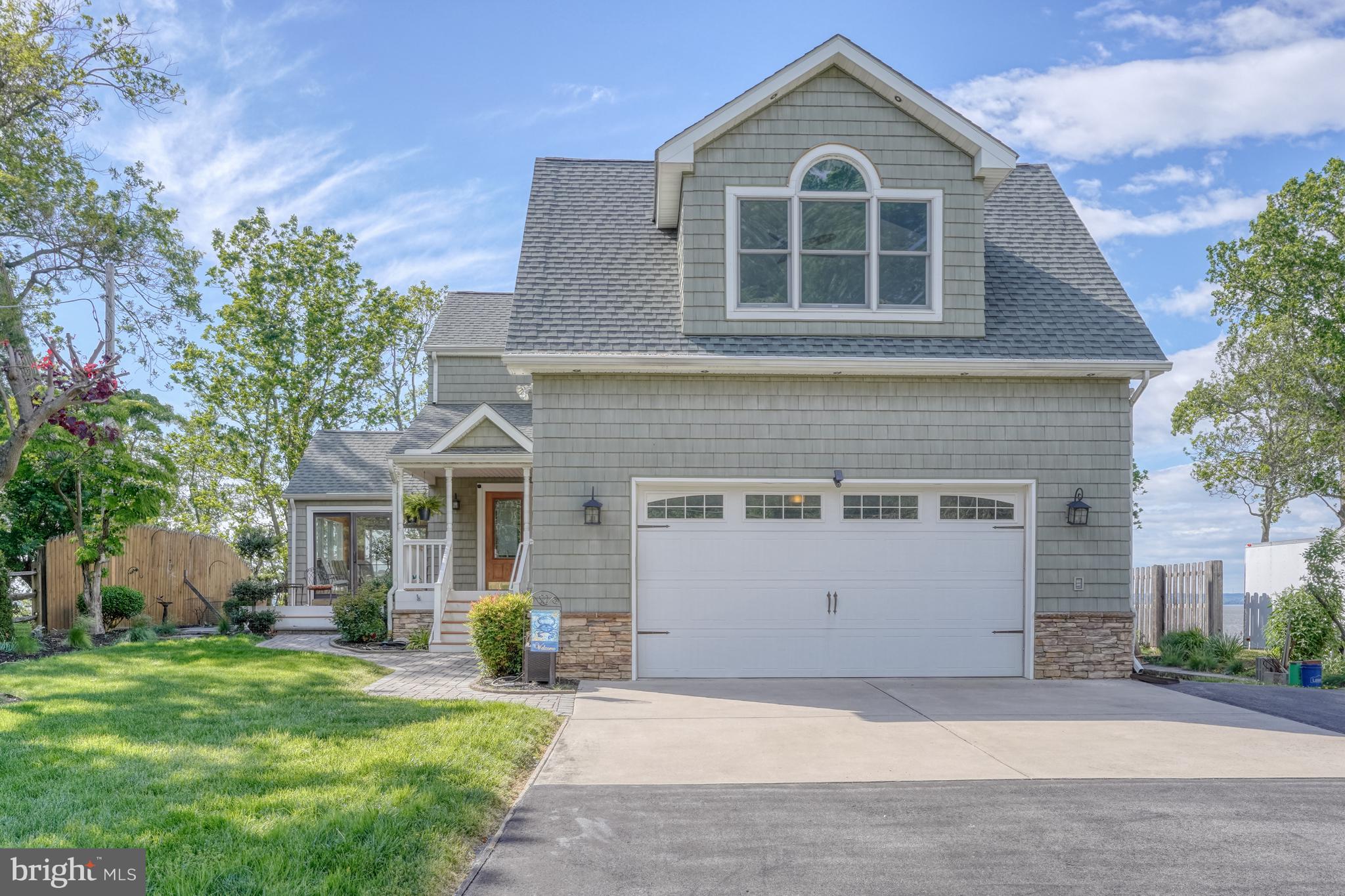 CHESAPEAKE ISLE - Residential