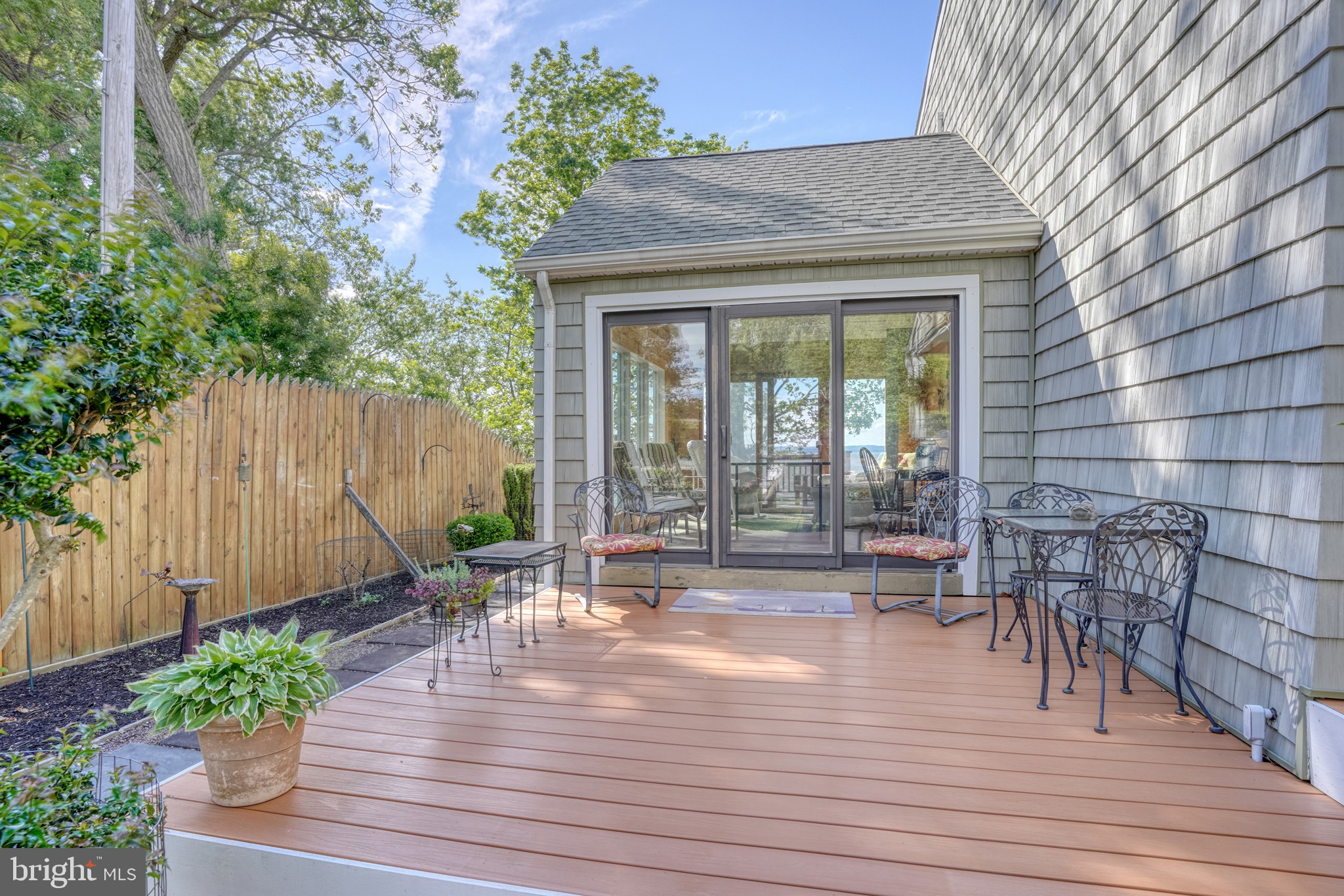 CHESAPEAKE ISLE - Residential