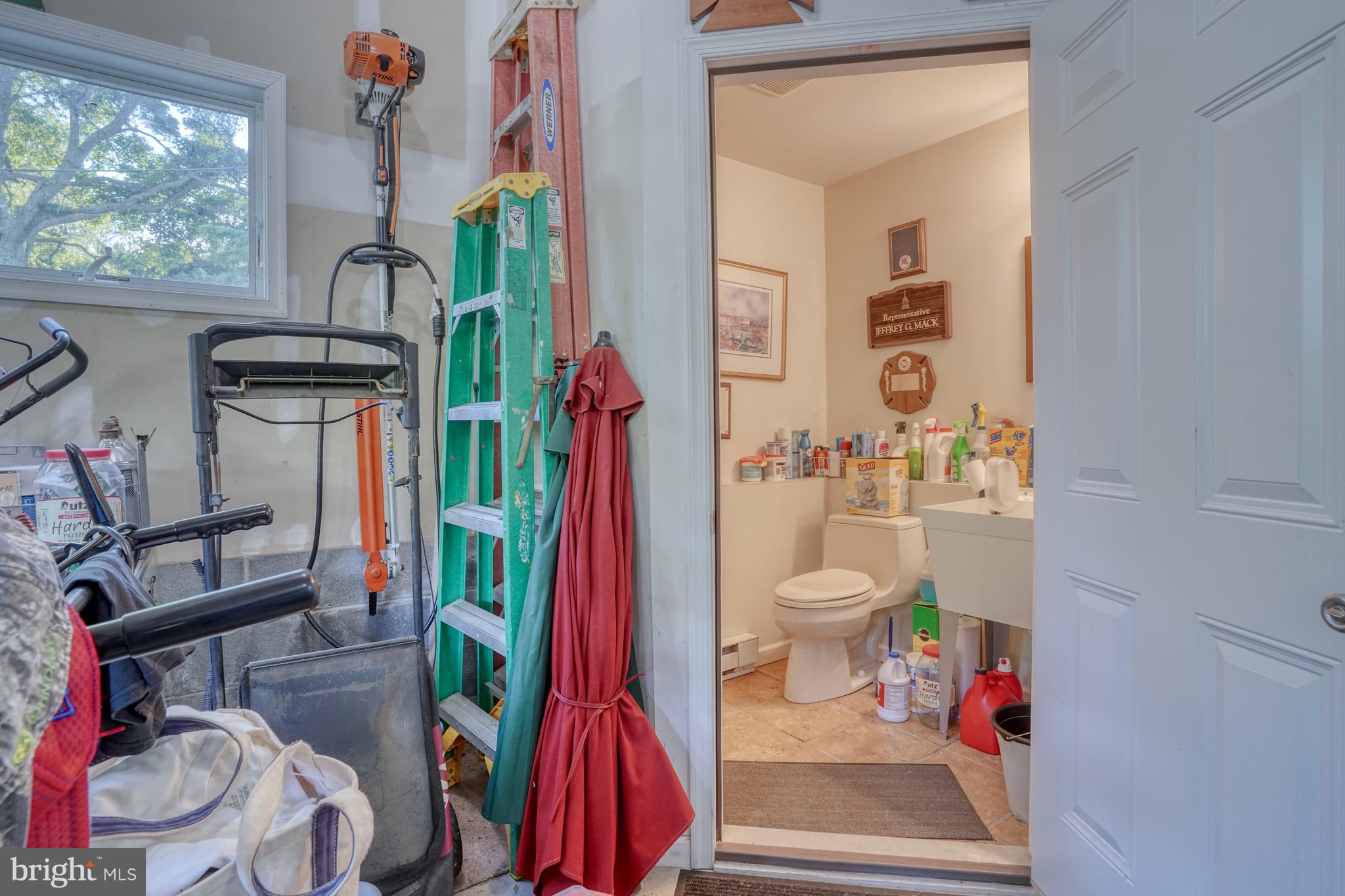 CHESAPEAKE ISLE - Residential