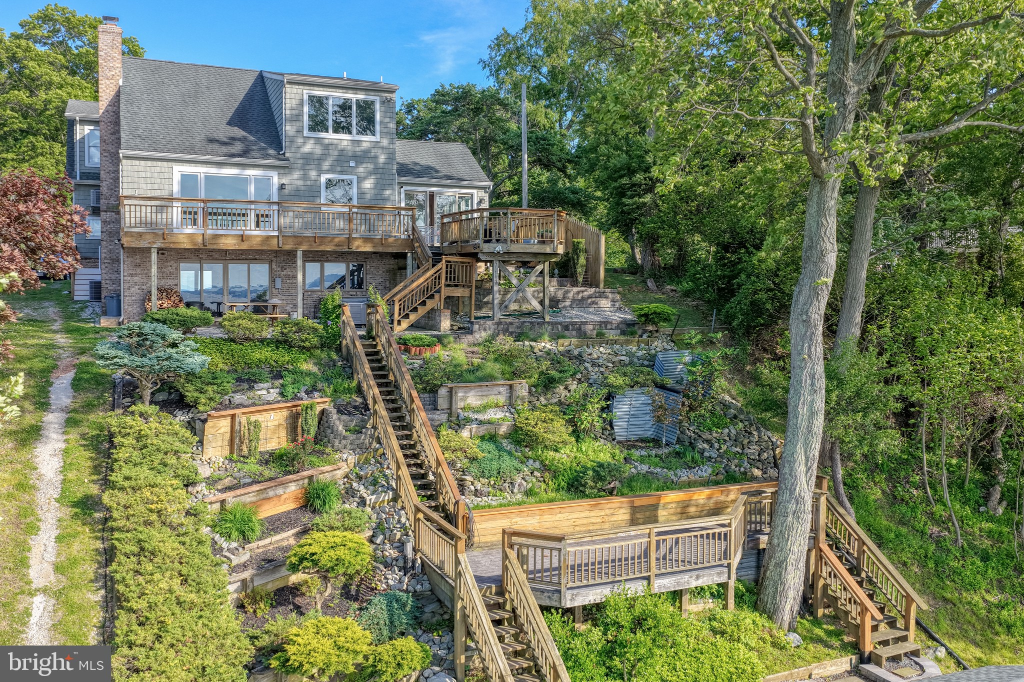 CHESAPEAKE ISLE - Residential