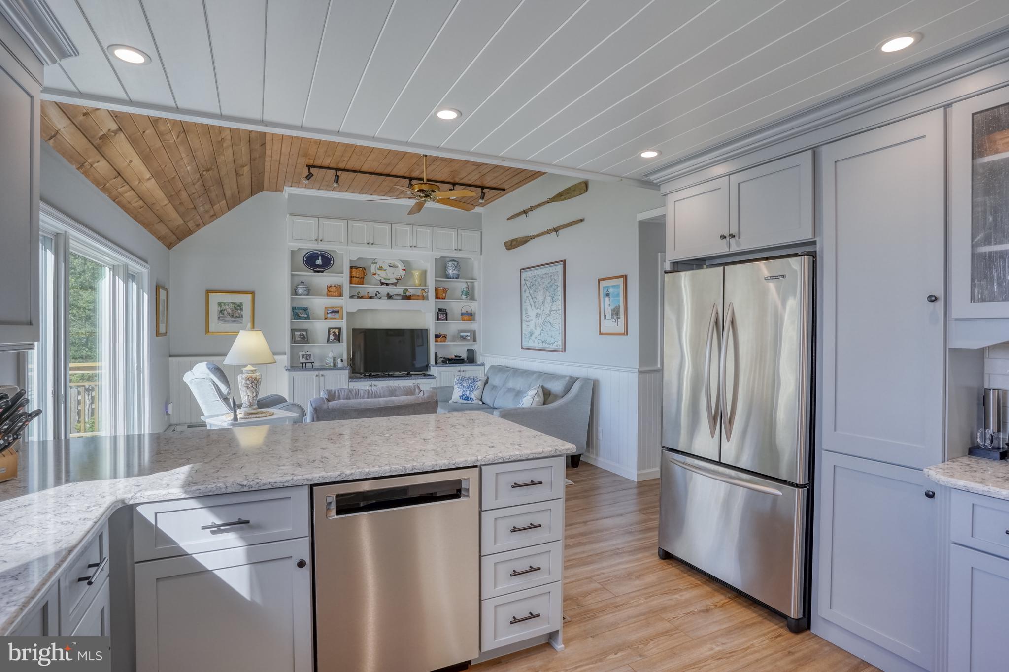 CHESAPEAKE ISLE - Residential