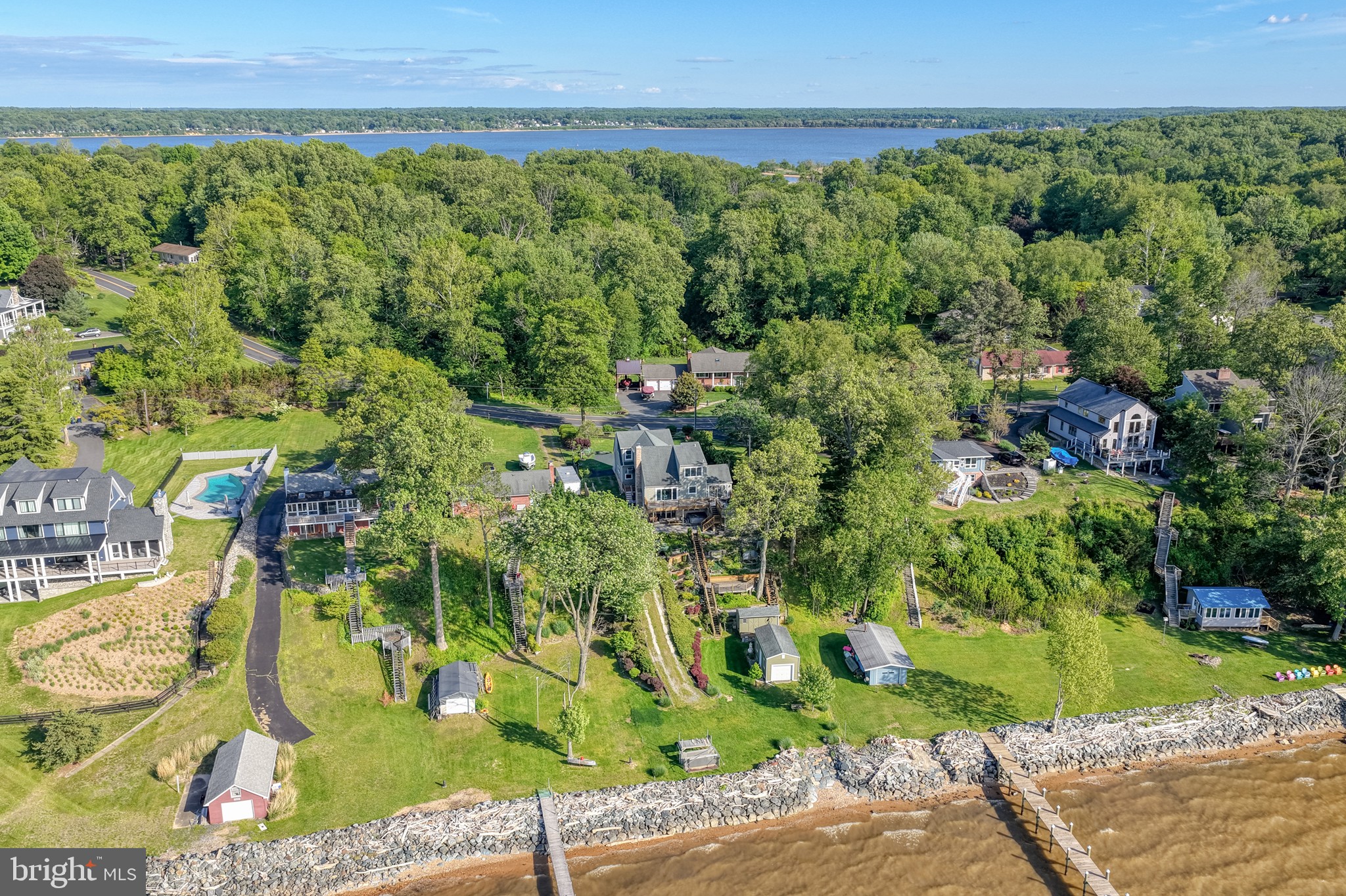 CHESAPEAKE ISLE - Residential