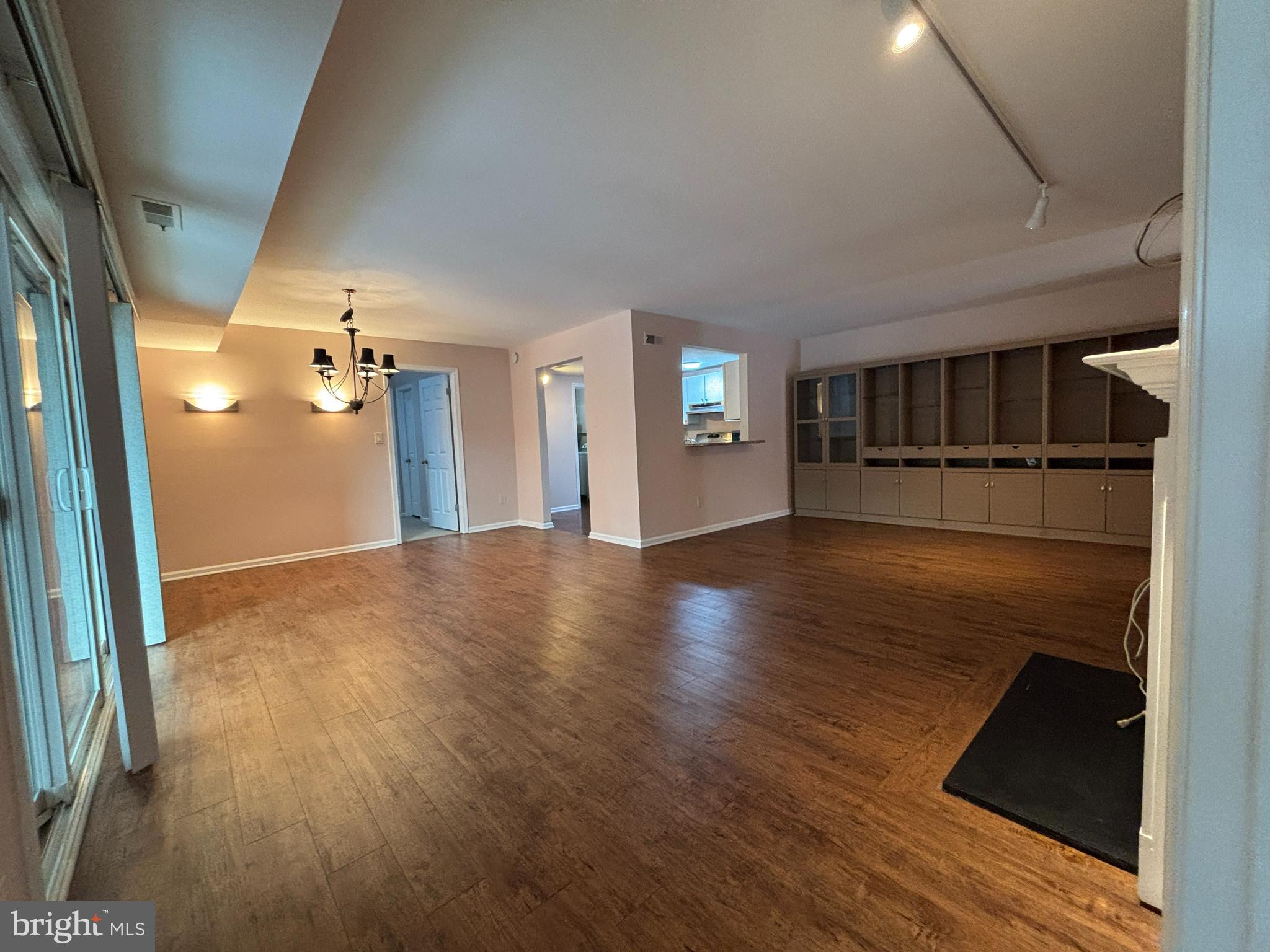 CHESTERBROOK - Residential