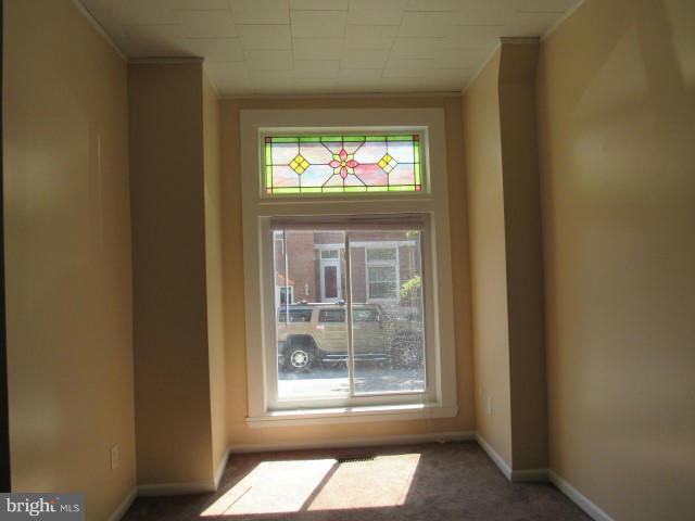 RIVERSIDE - Residential Lease