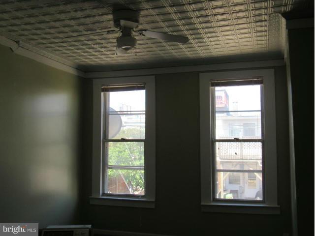 RIVERSIDE - Residential Lease