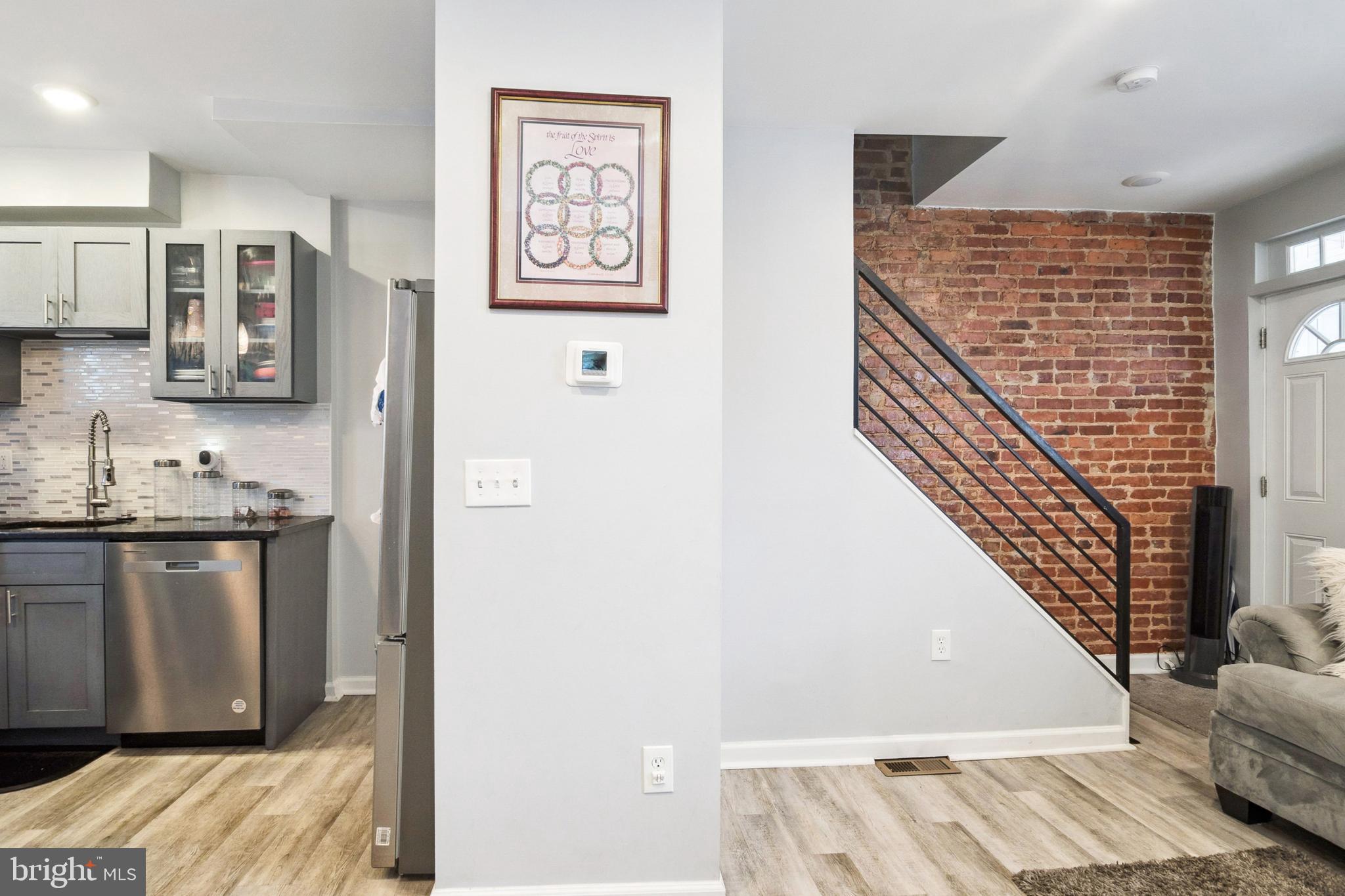 FOUR BY FOUR - Residential
