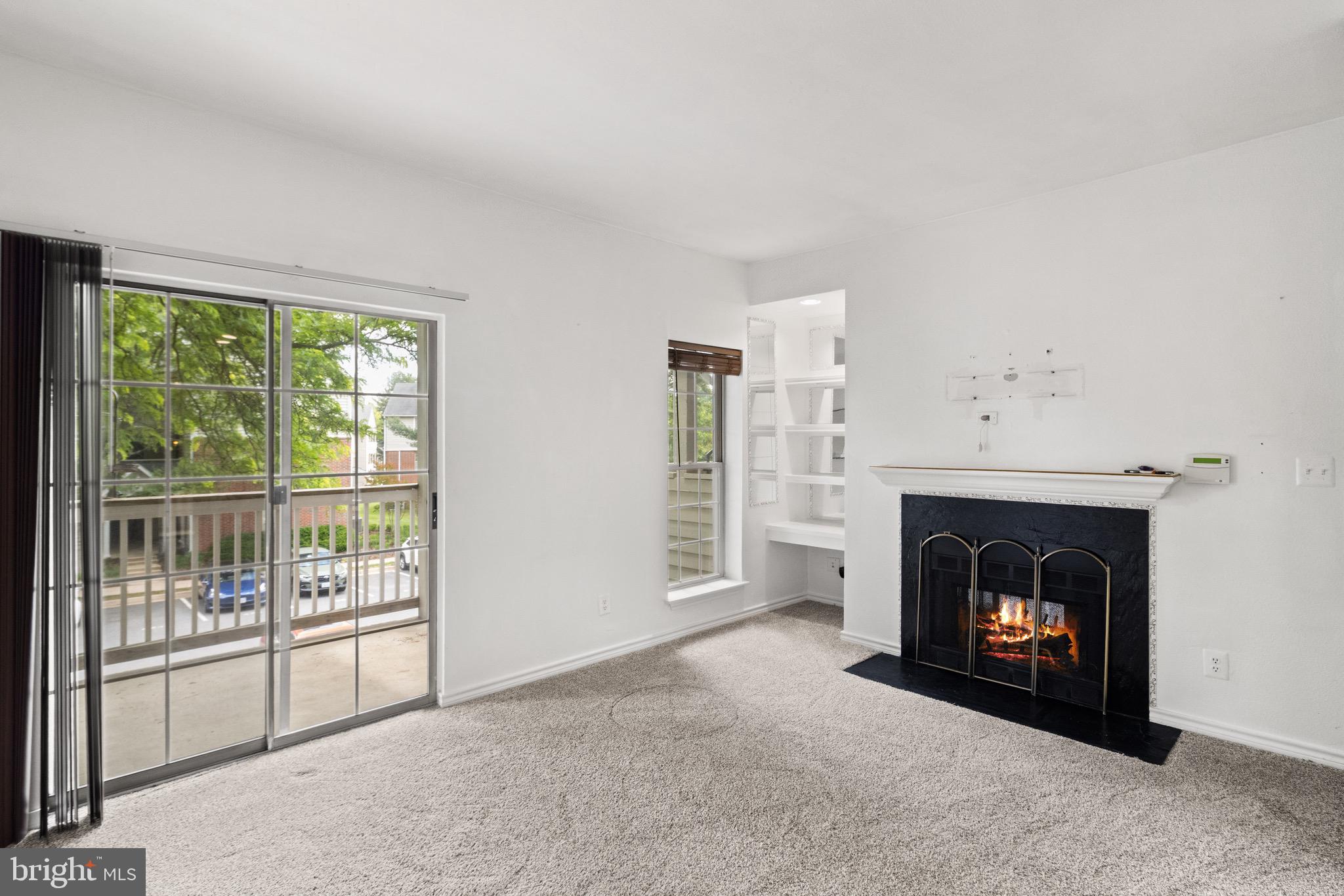 PENDERBROOK SQUARE CONDOMINIUMS - Residential