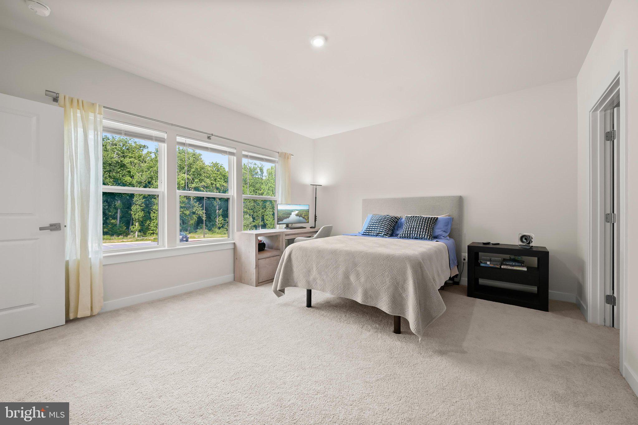 TURF VALLEY - Residential