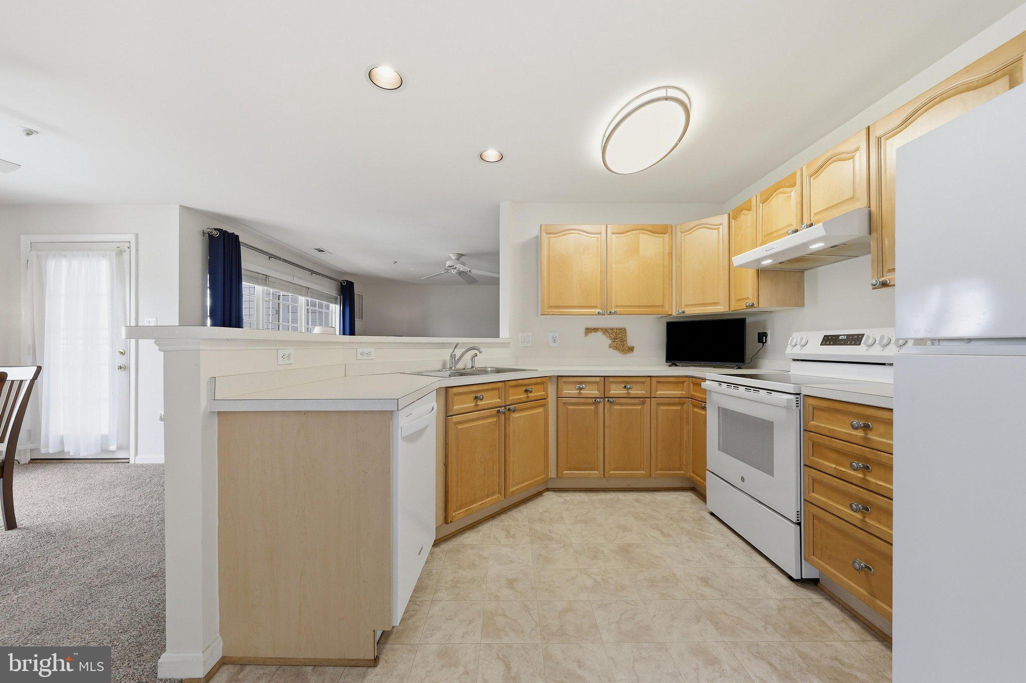 WHITTIER - Residential