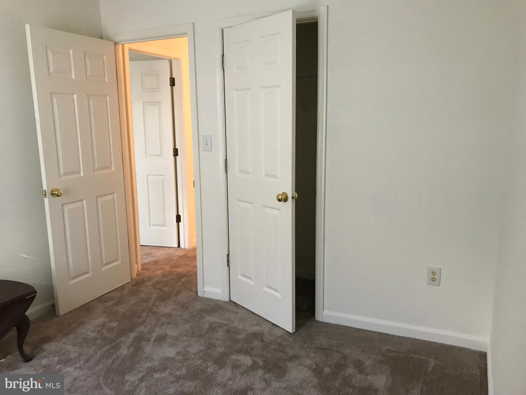 WEST MANHEIM - Residential