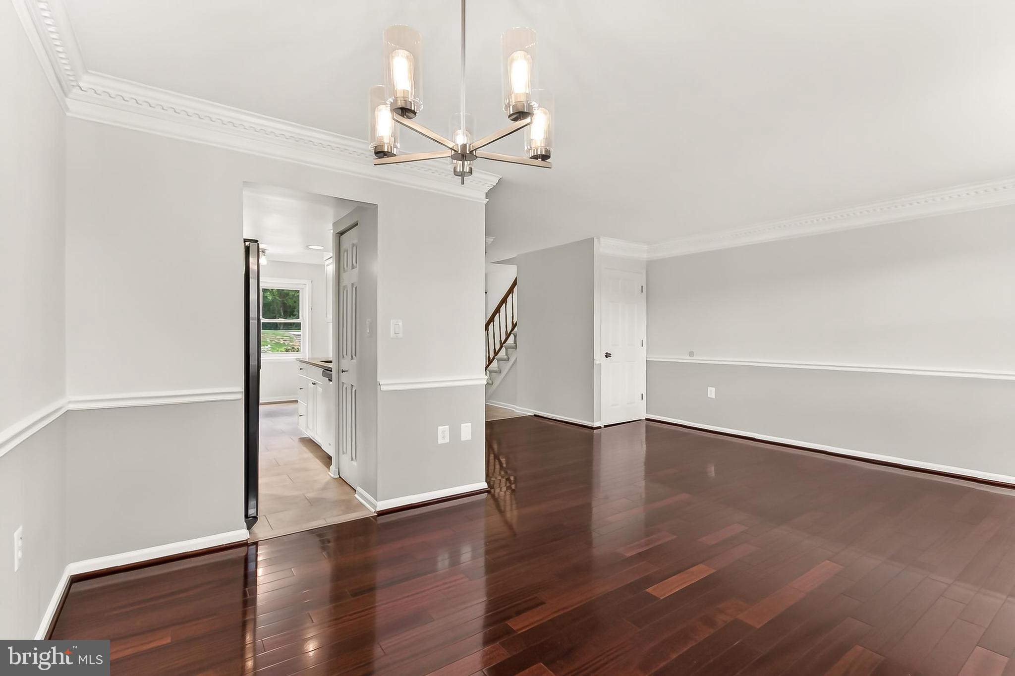 LAKEPOINTE - Residential