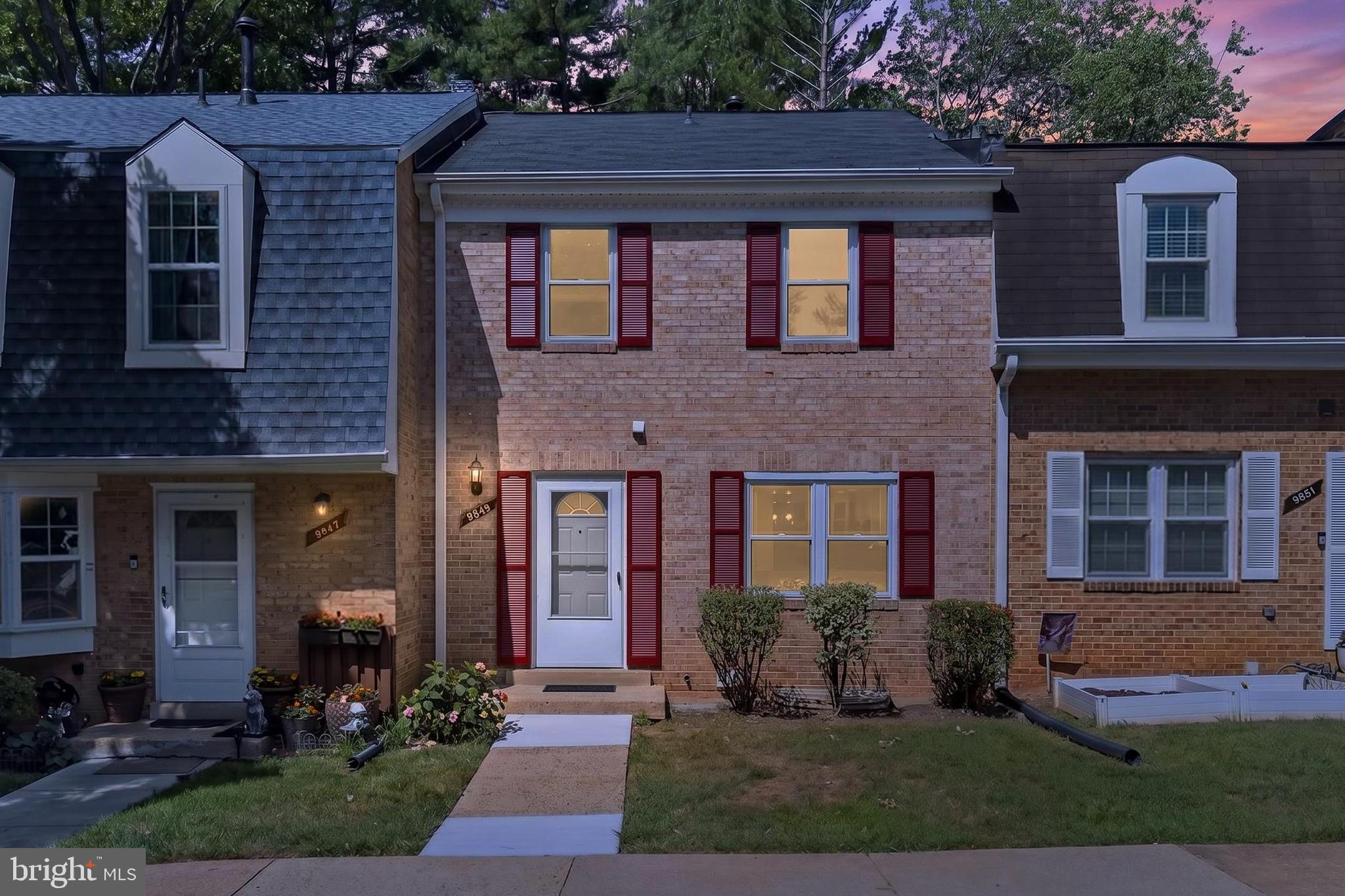 LAKEPOINTE - Residential