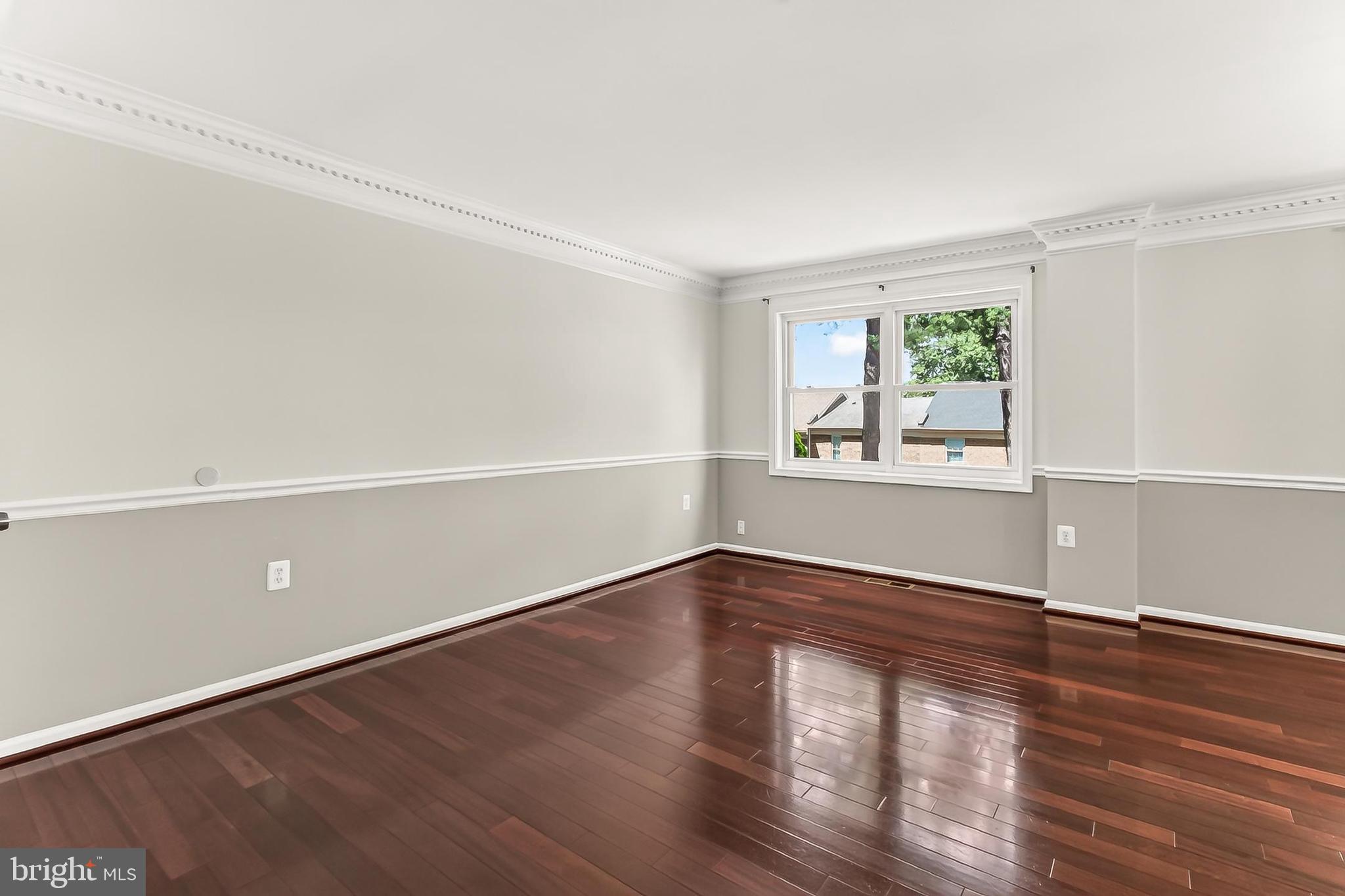 LAKEPOINTE - Residential
