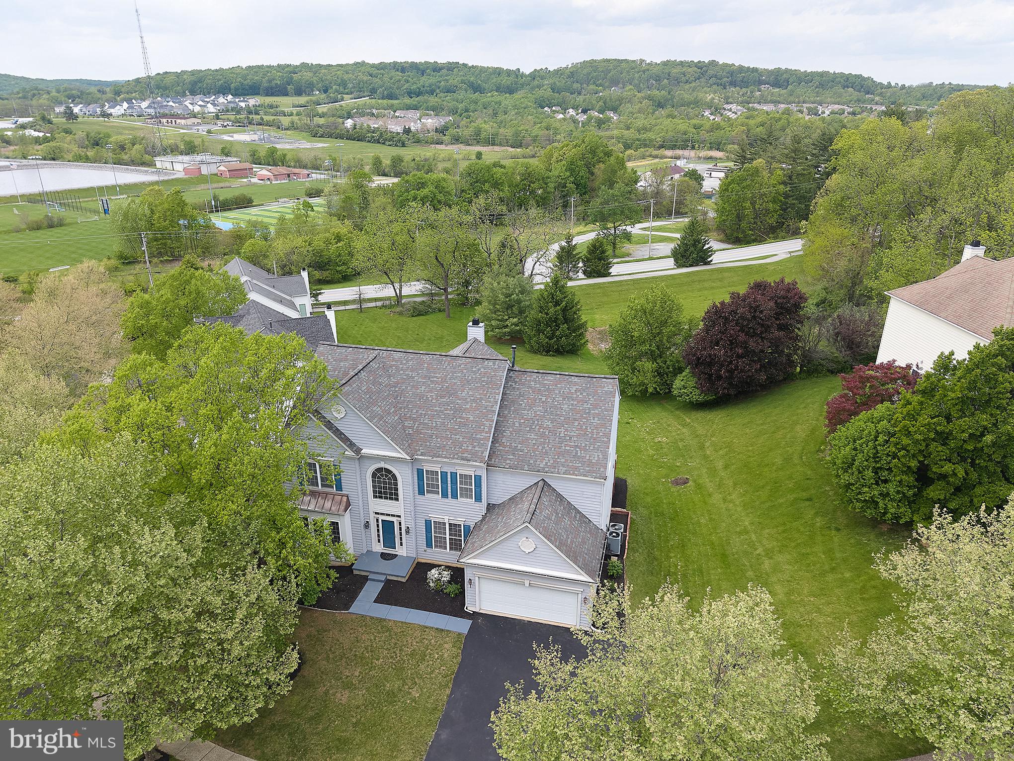 EAGLE HUNT - Residential