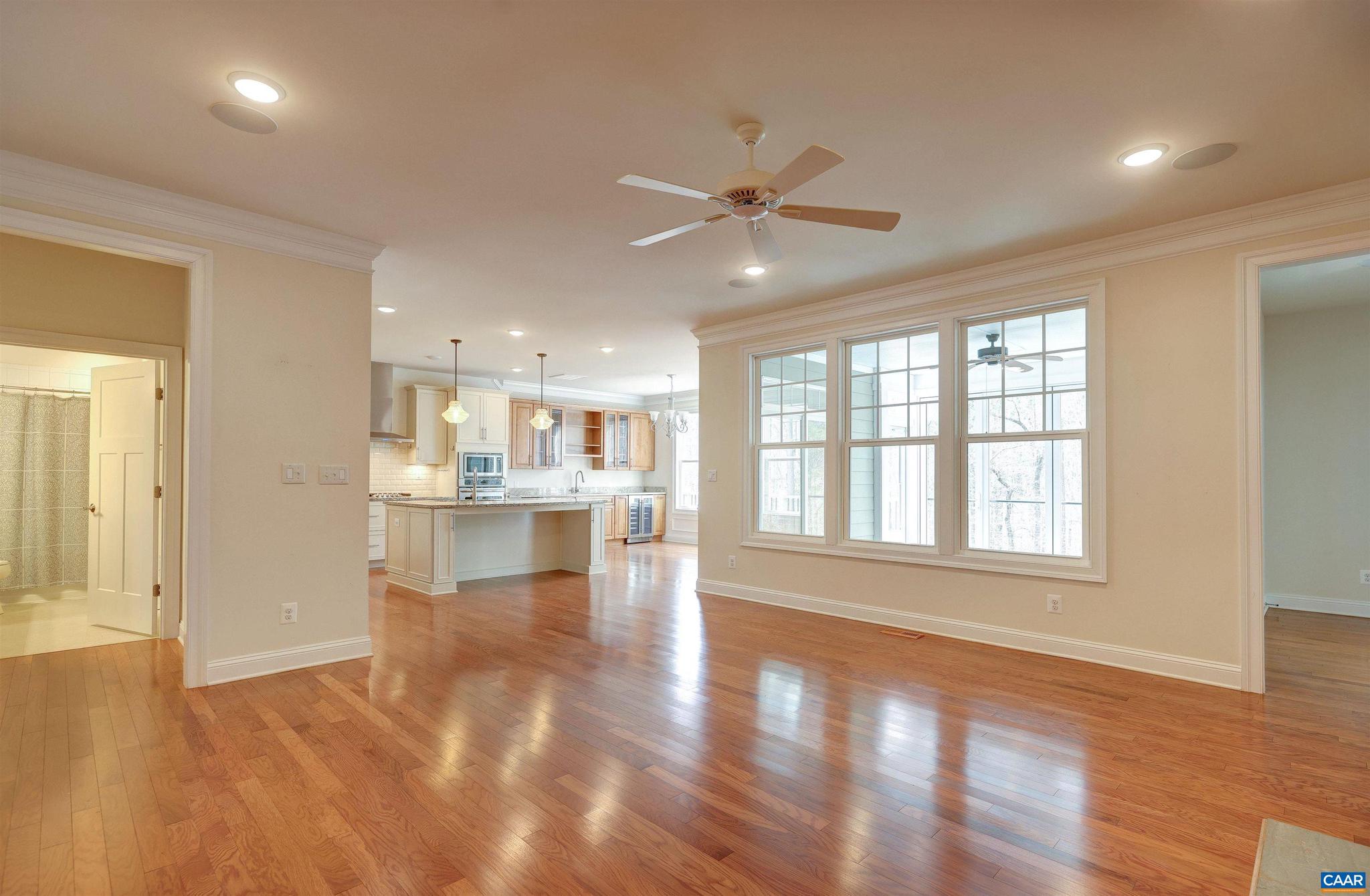 SPRING CREEK - Residential