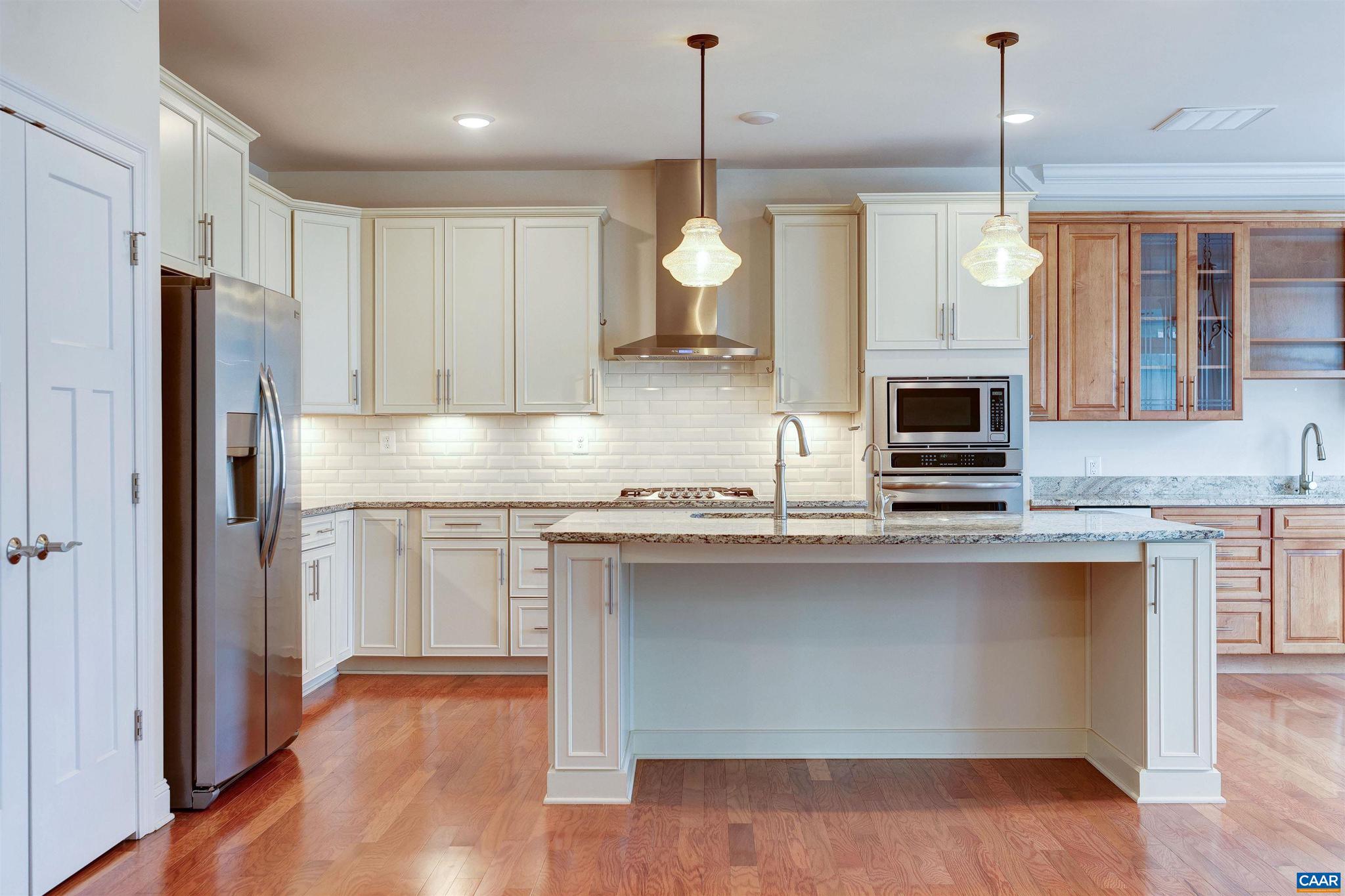SPRING CREEK - Residential