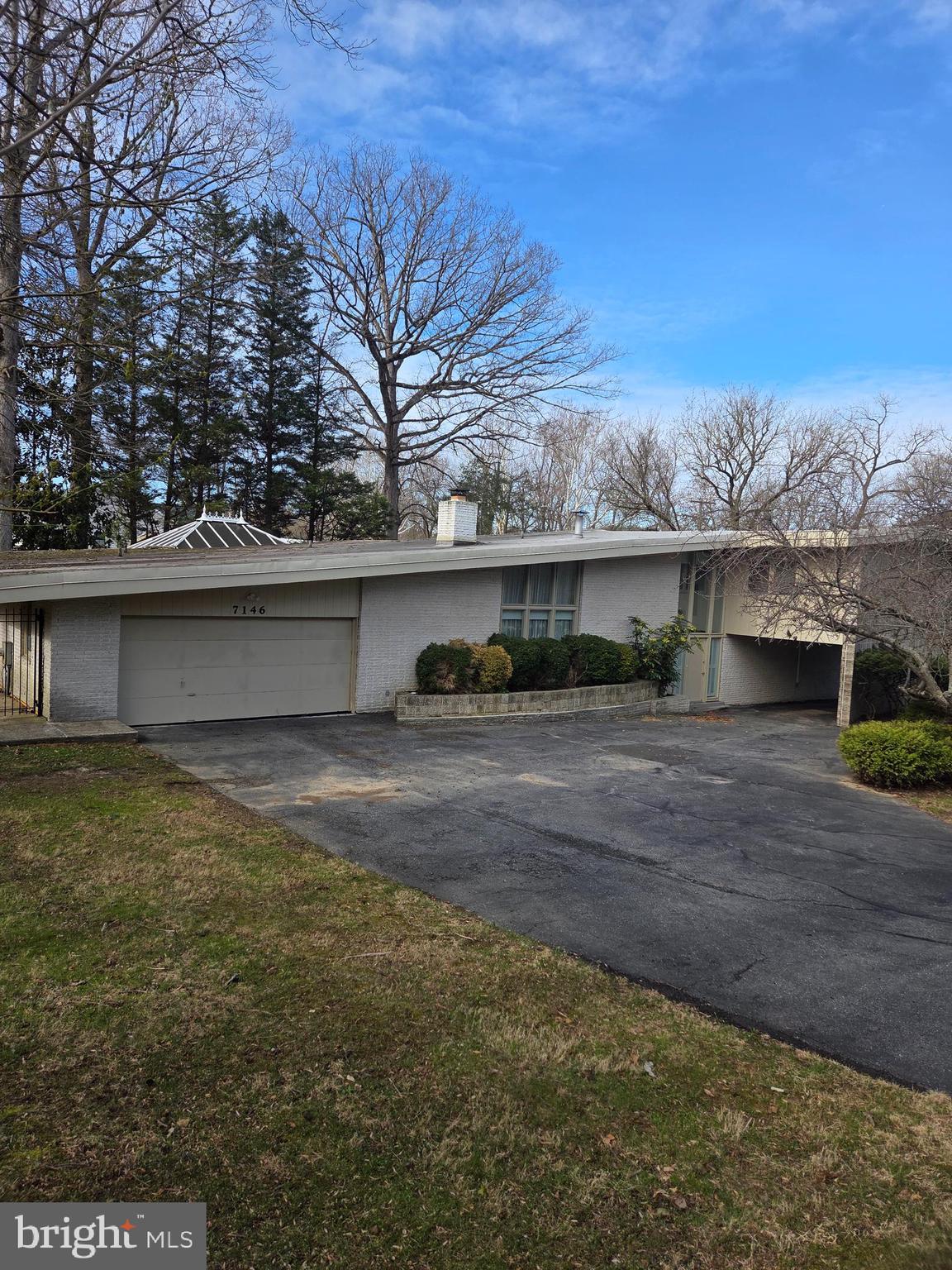 BANNOCKBURN ESTATES - Residential