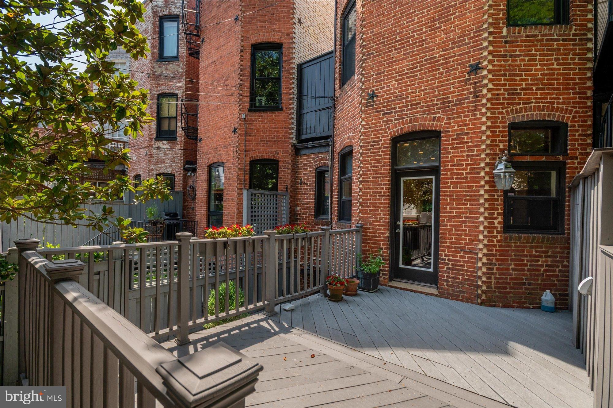 DUPONT - Residential
