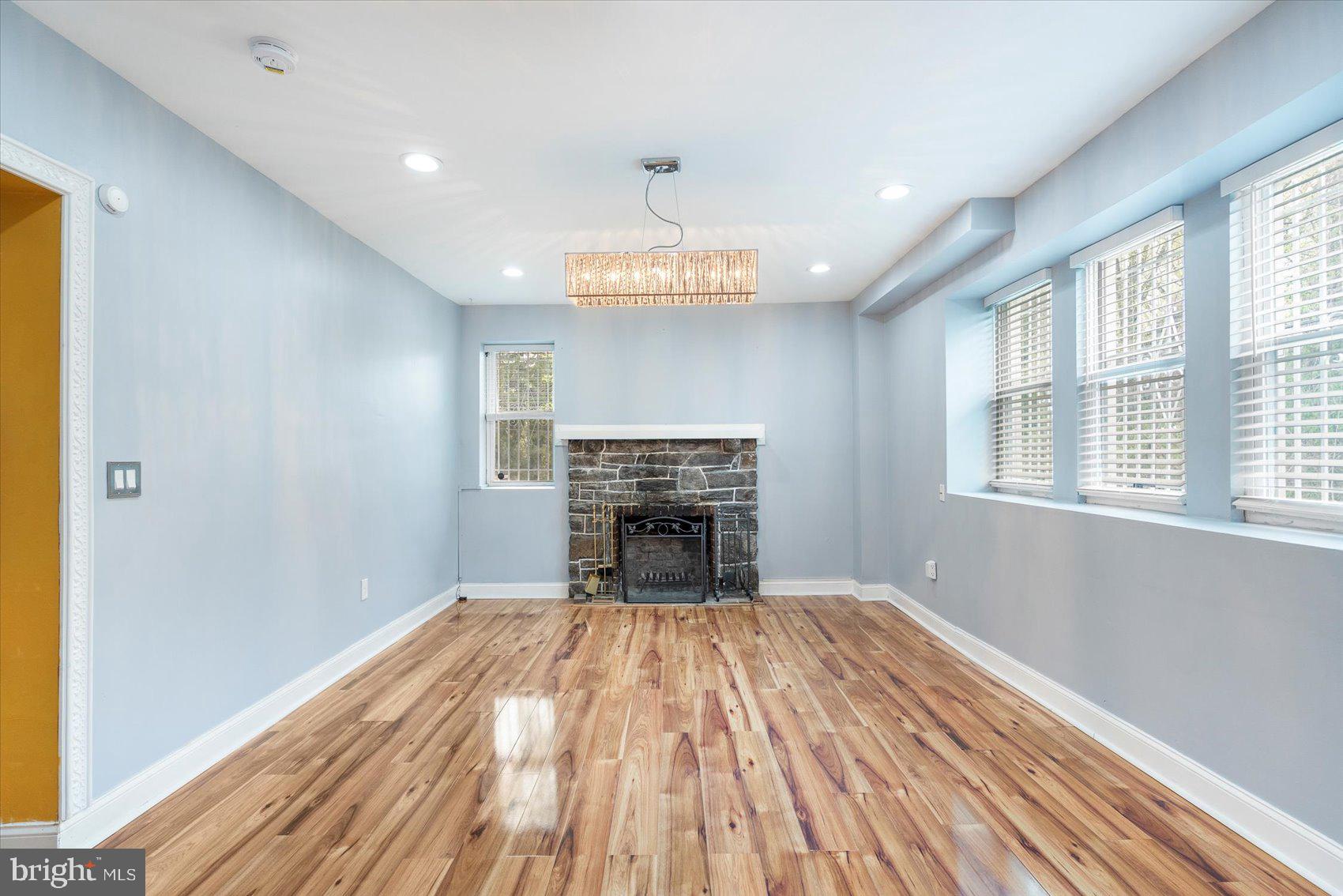 GREENSPRING - Residential Lease