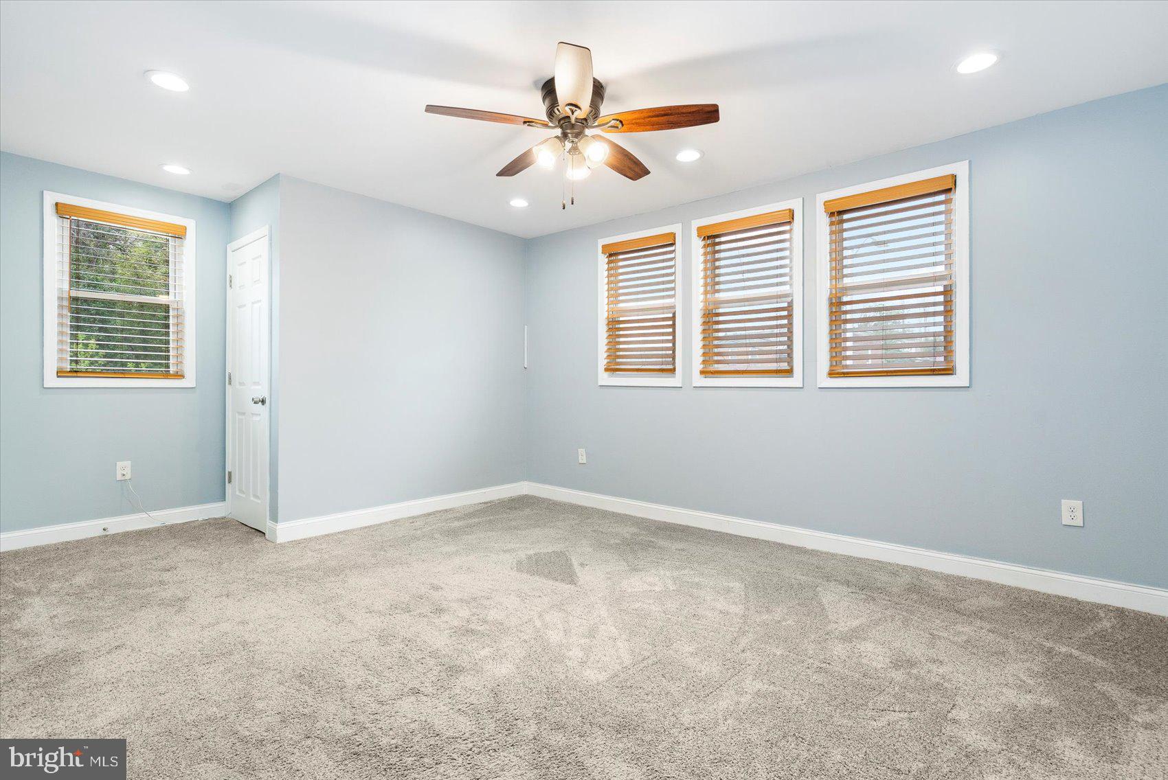 GREENSPRING - Residential Lease