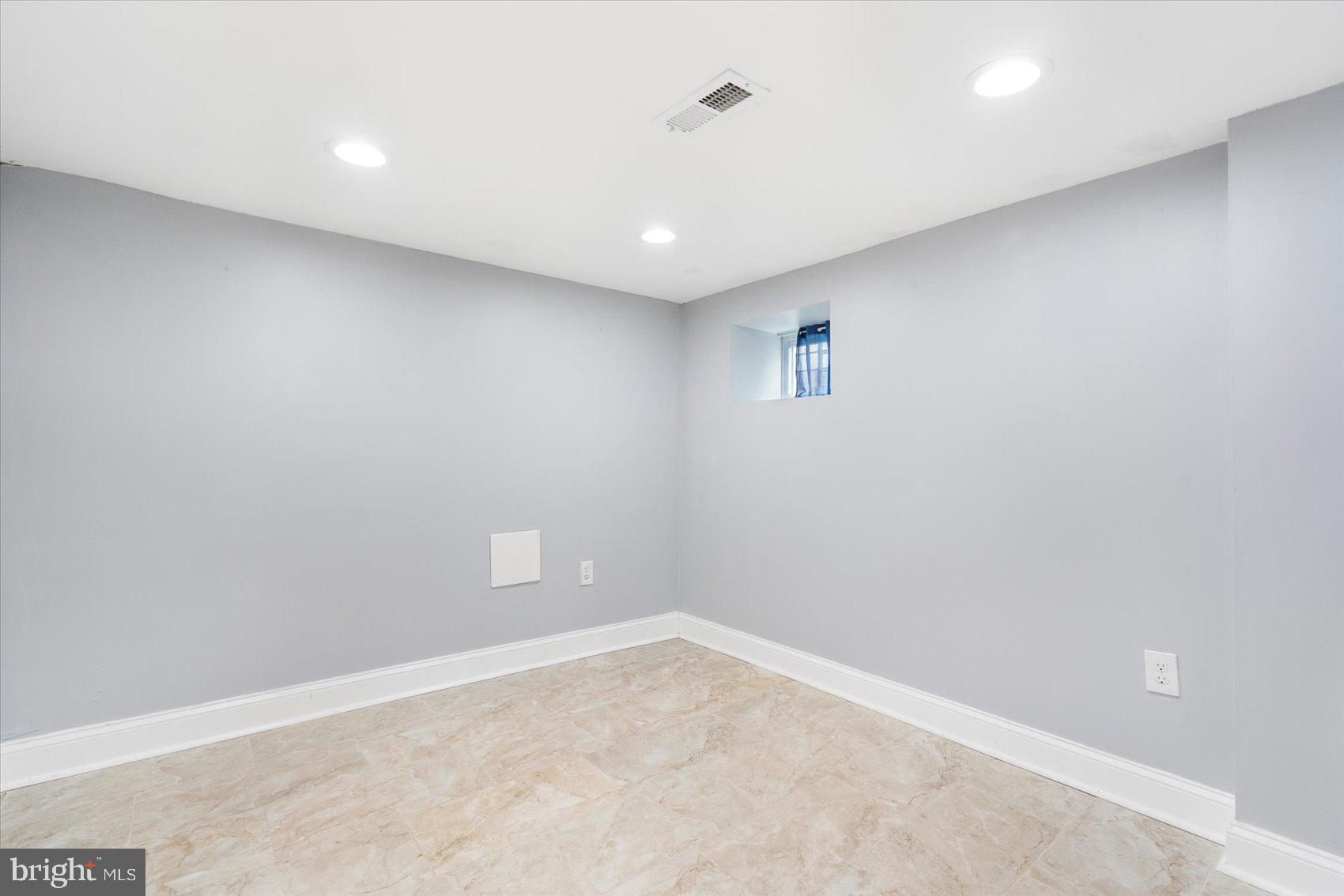 GREENSPRING - Residential Lease