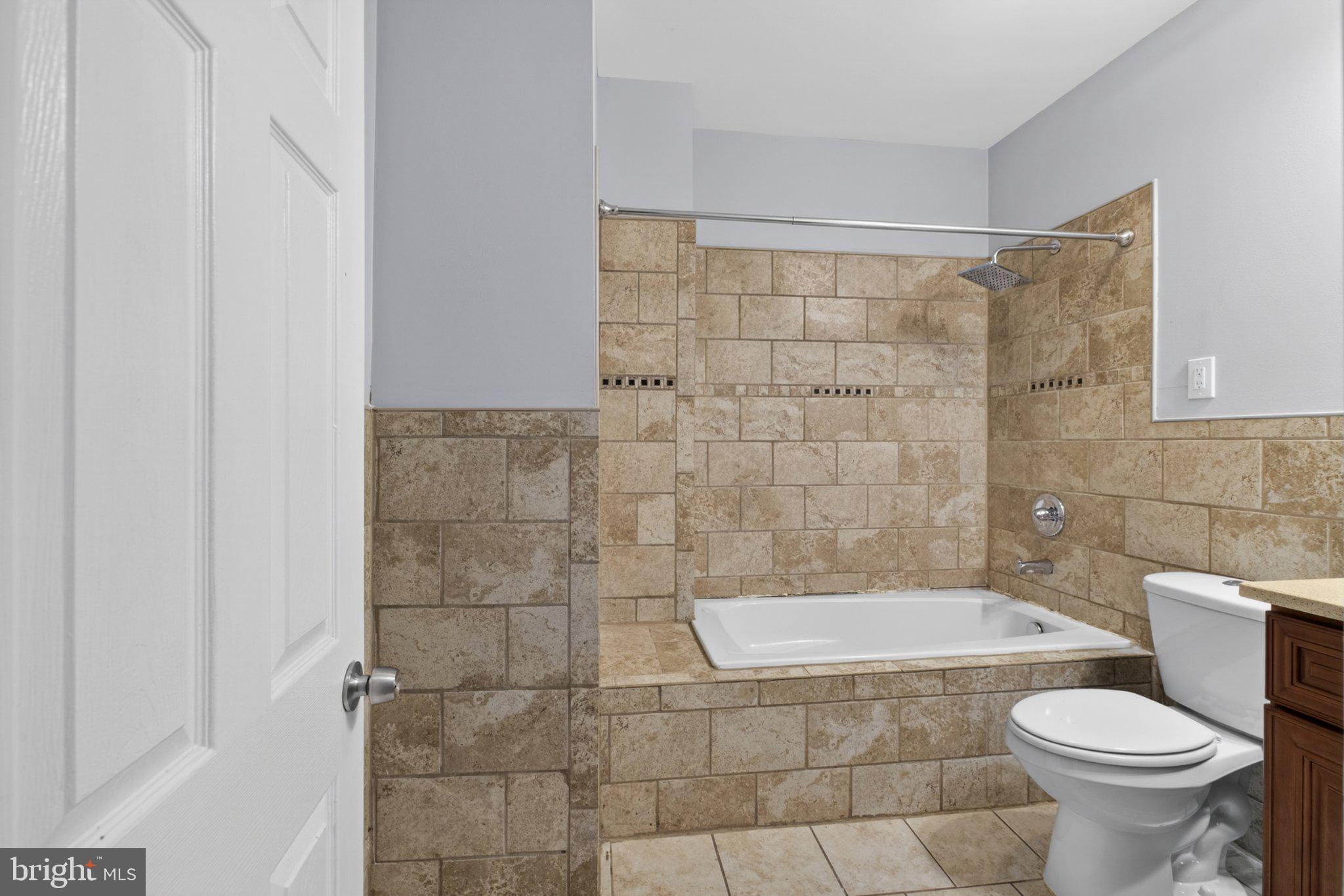 NORTHWOOD - Residential