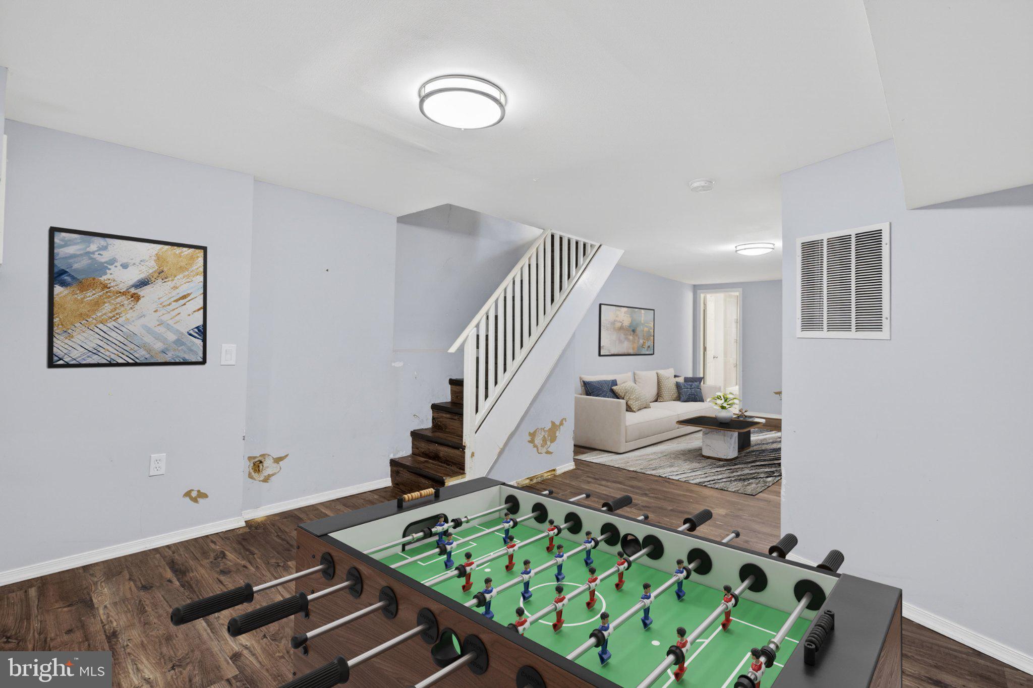 NORTHWOOD - Residential