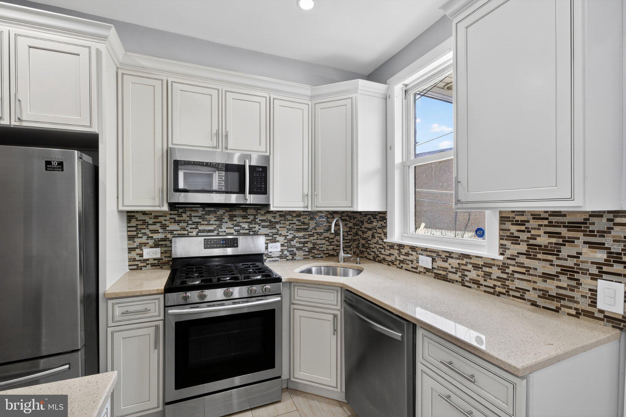 NORTHWOOD - Residential