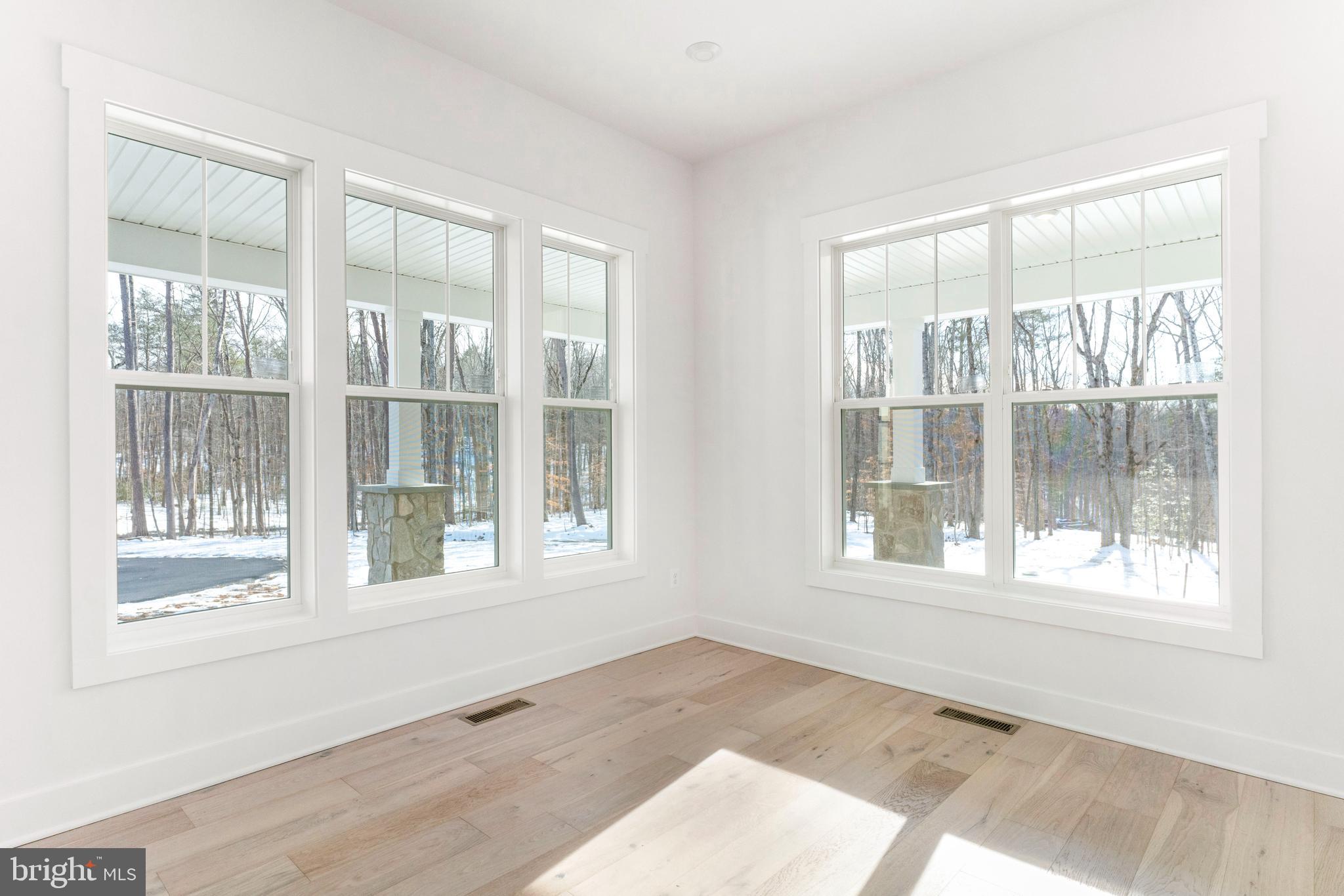 DAVIDSONVILLE - Residential